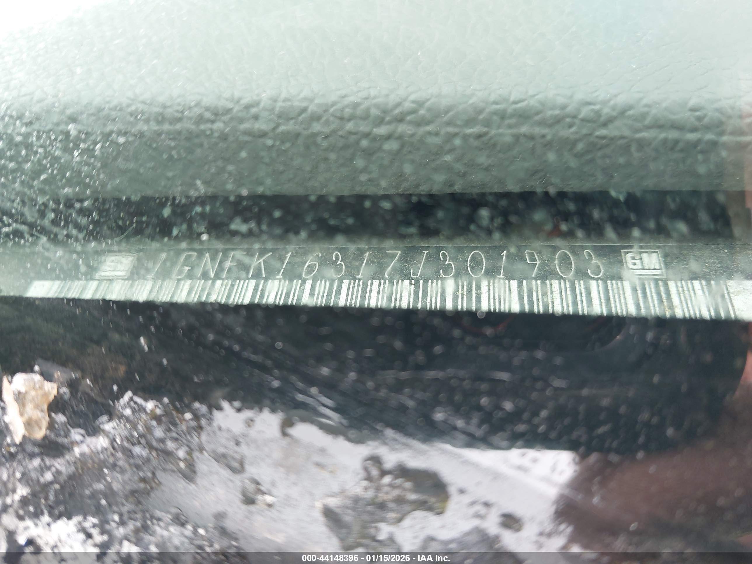 CHEVROLET SUBURBAN image 9
