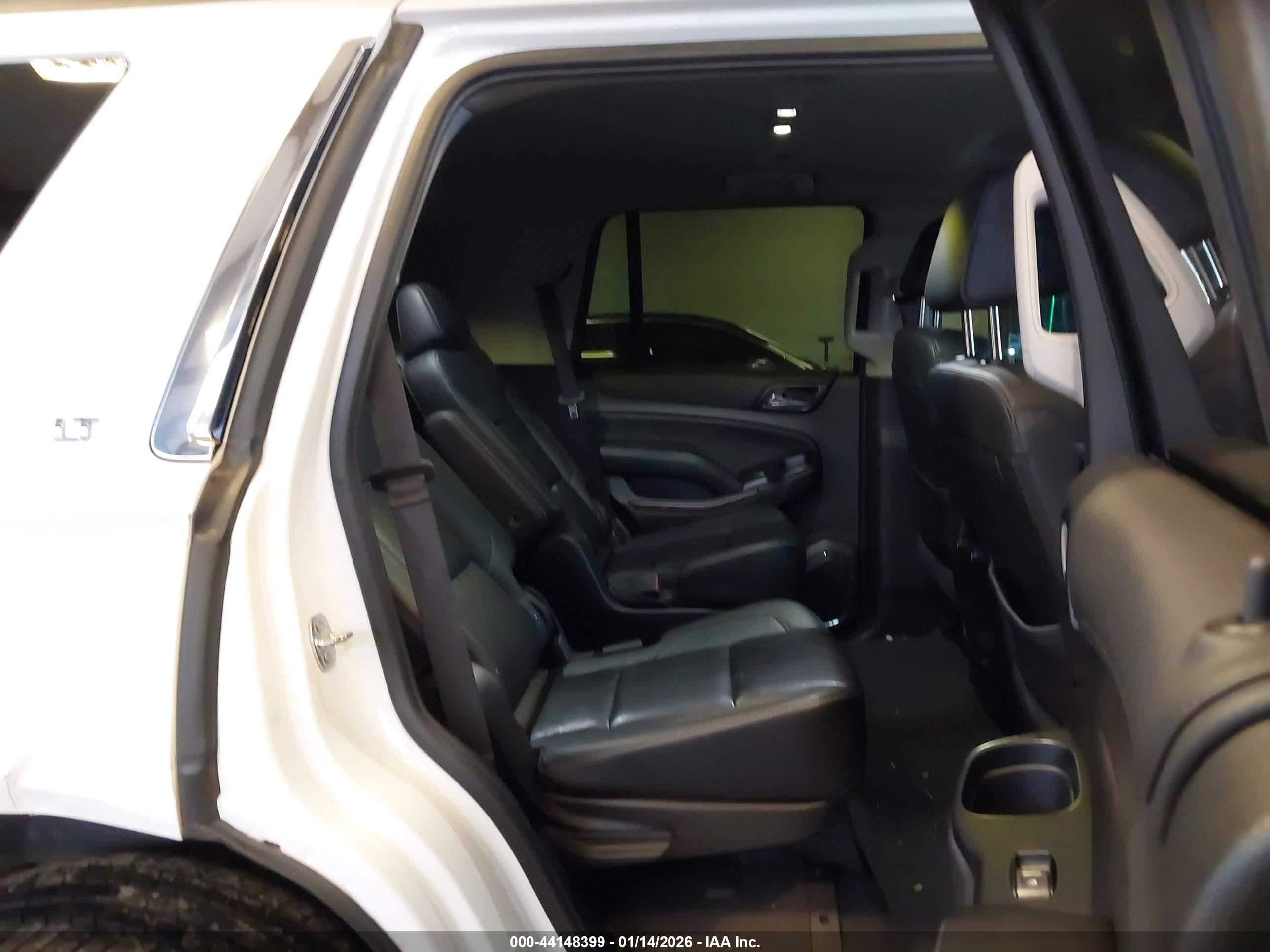 CHEVROLET TAHOE image 8