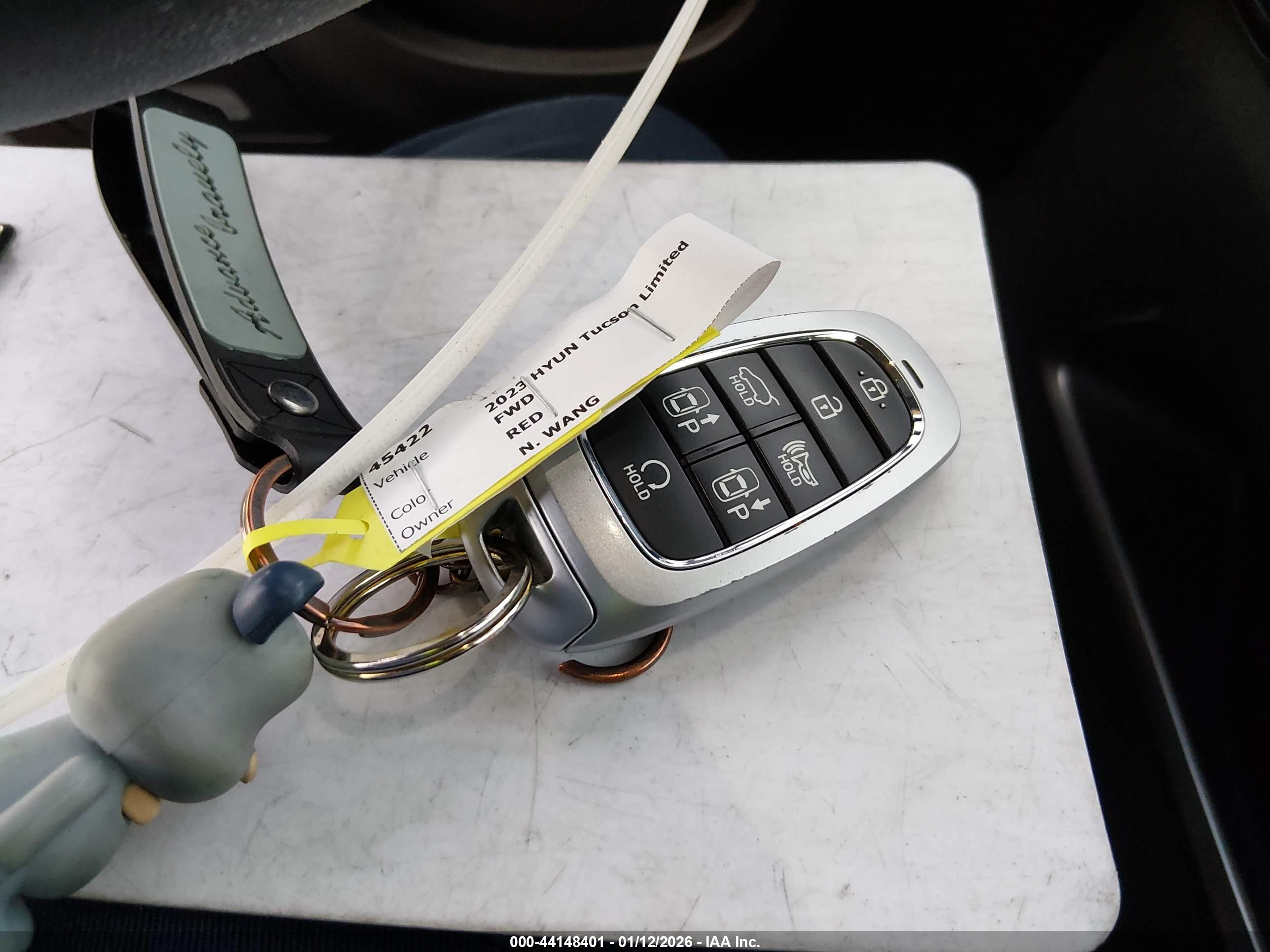 HYUNDAI TUCSON image 11