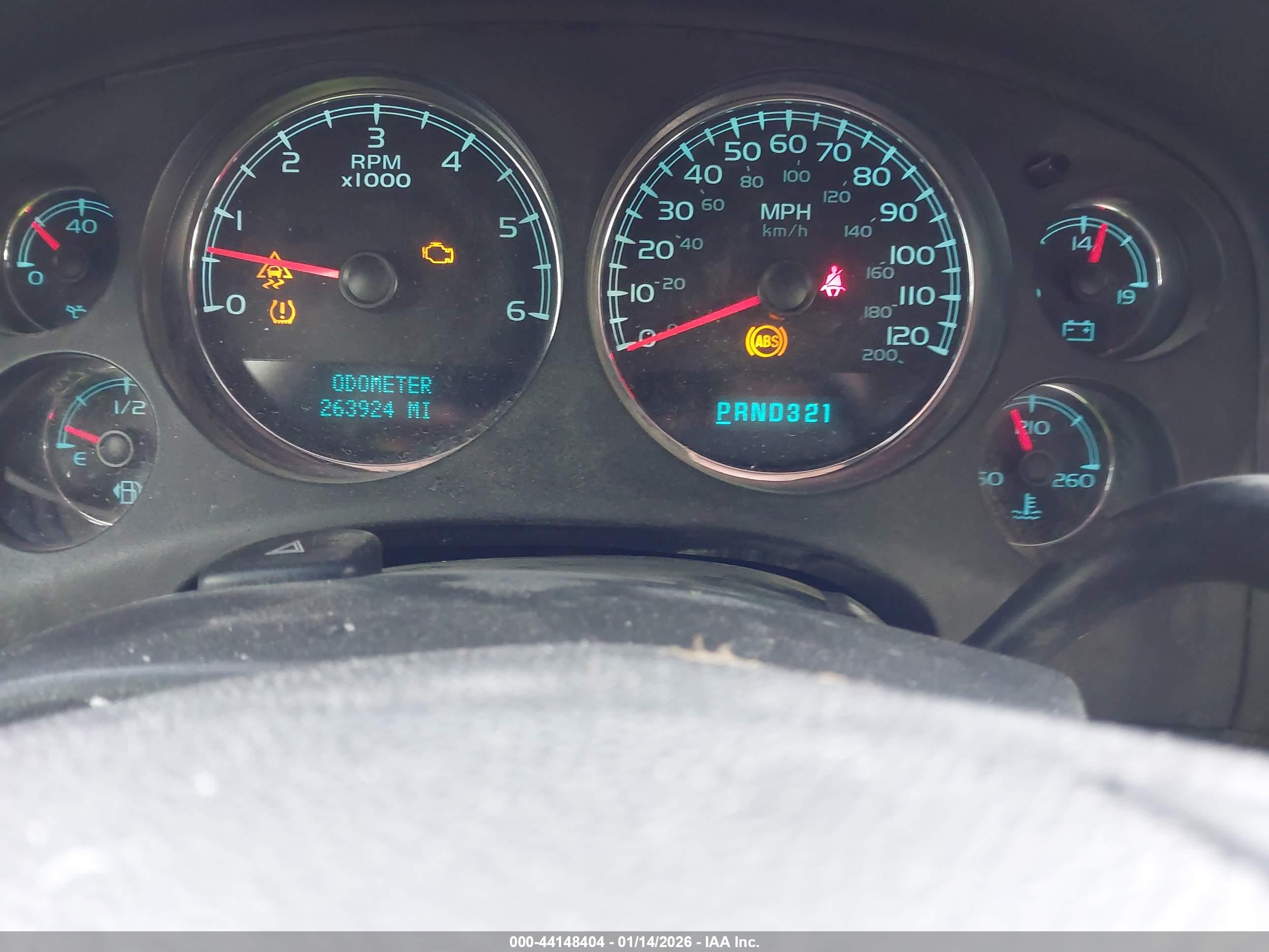 CHEVROLET SILVERADO image 7