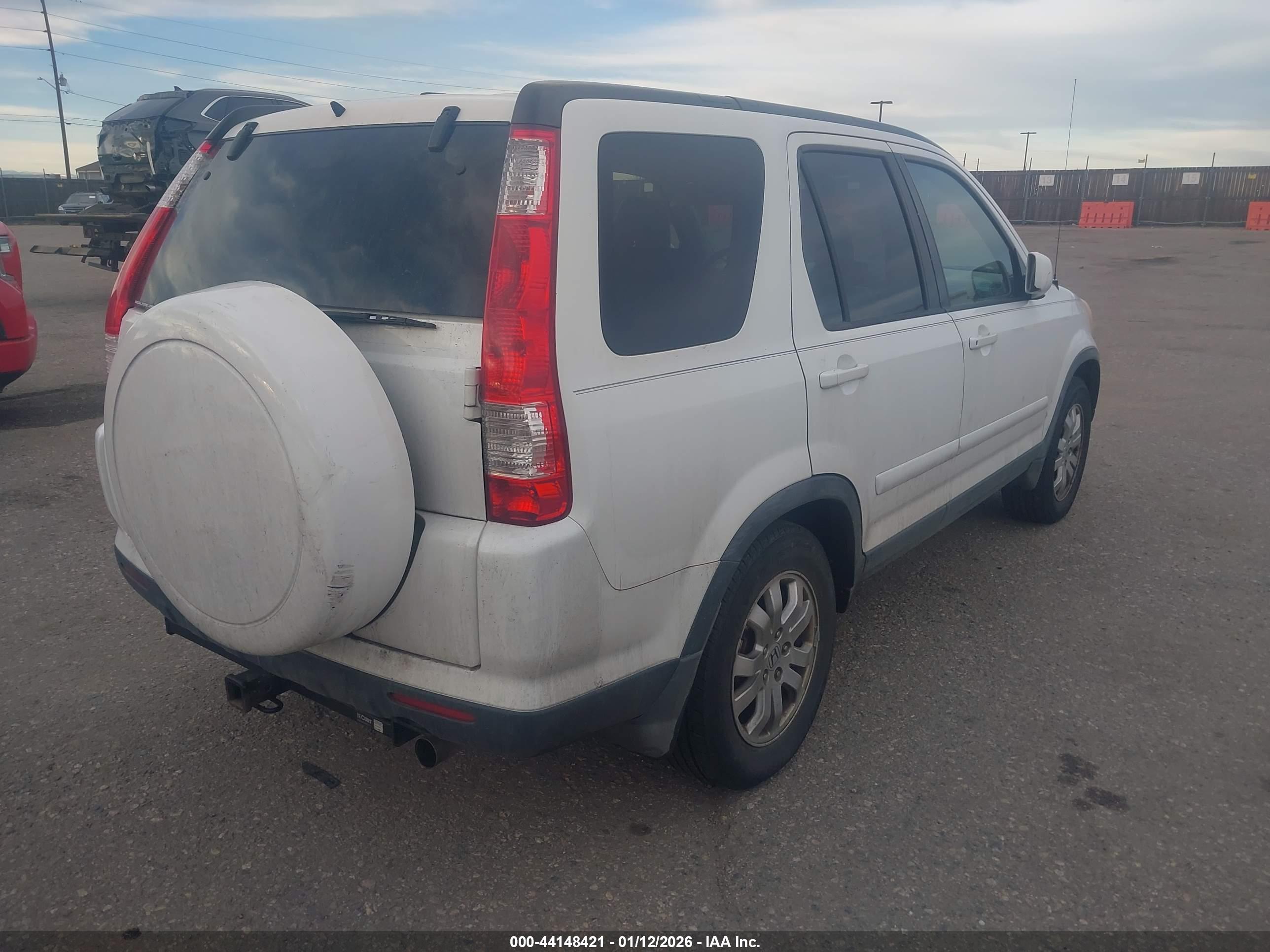 HONDA CR-V image 4