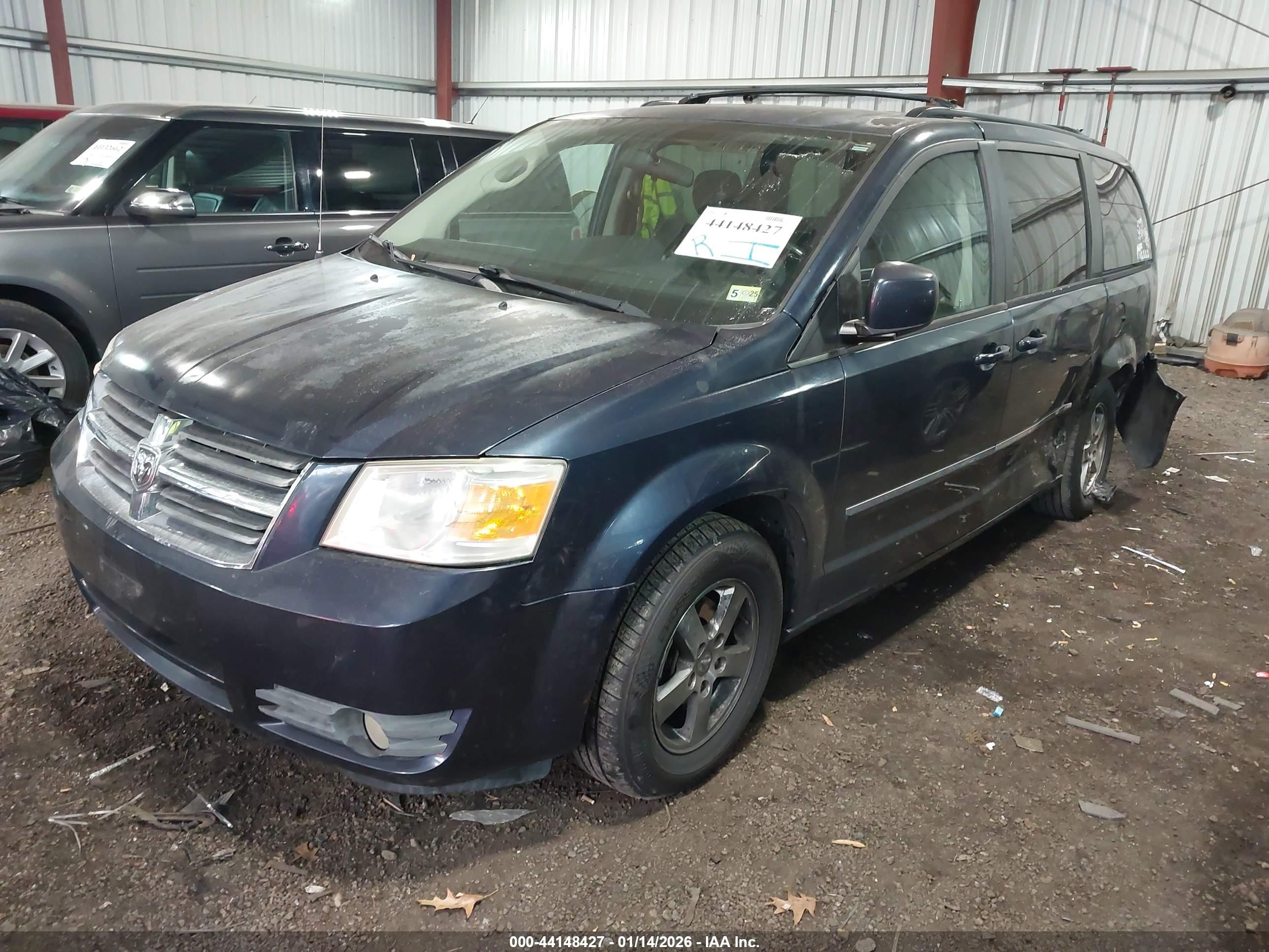 DODGE GRAND image 2
