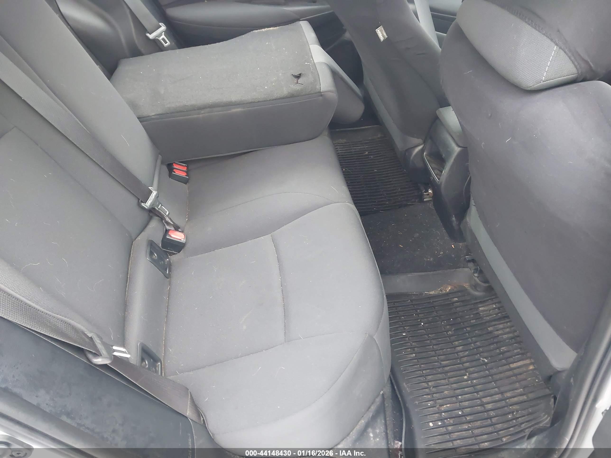 TOYOTA COROLLA image 8