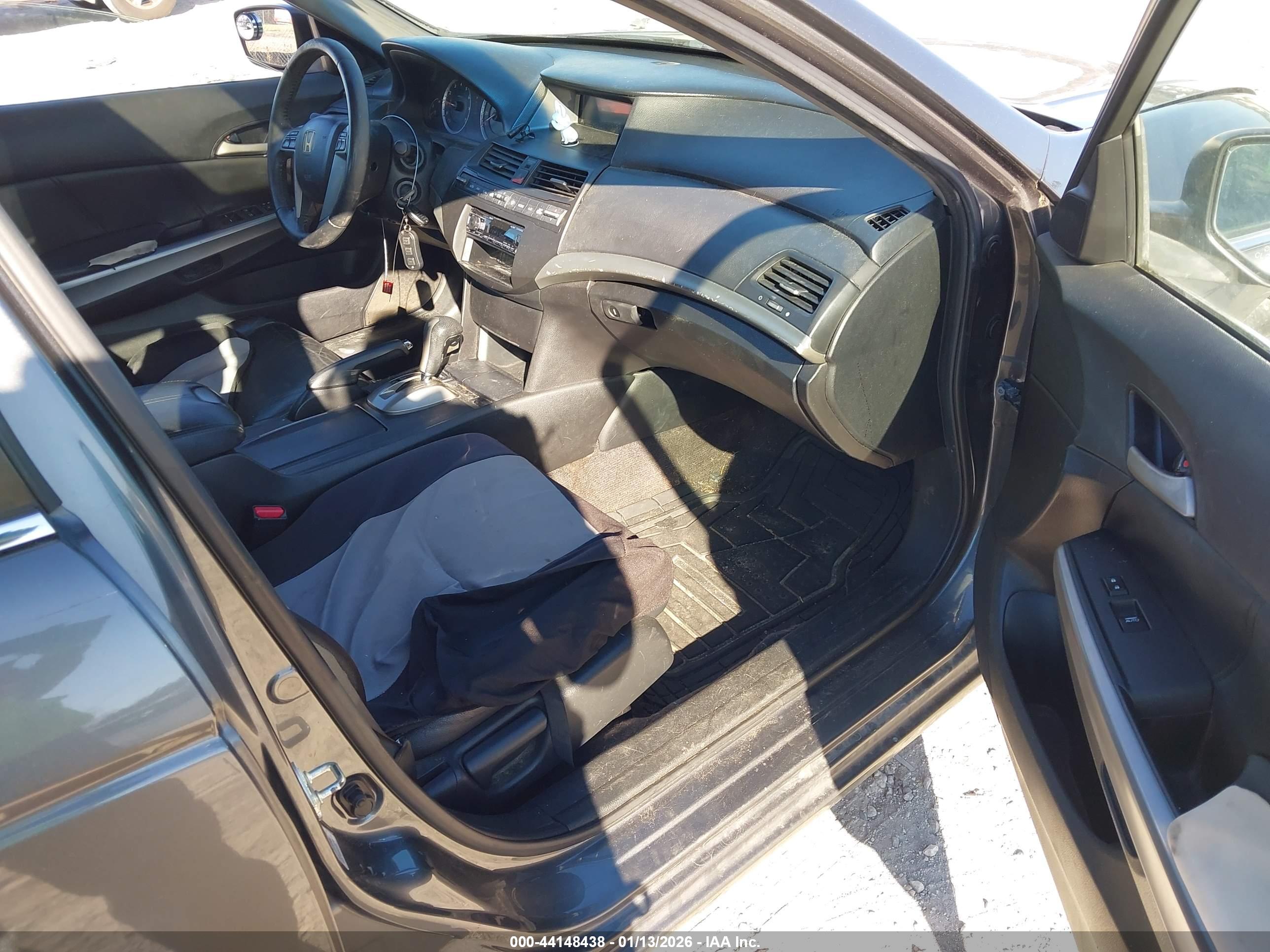 HONDA ACCORD image 5
