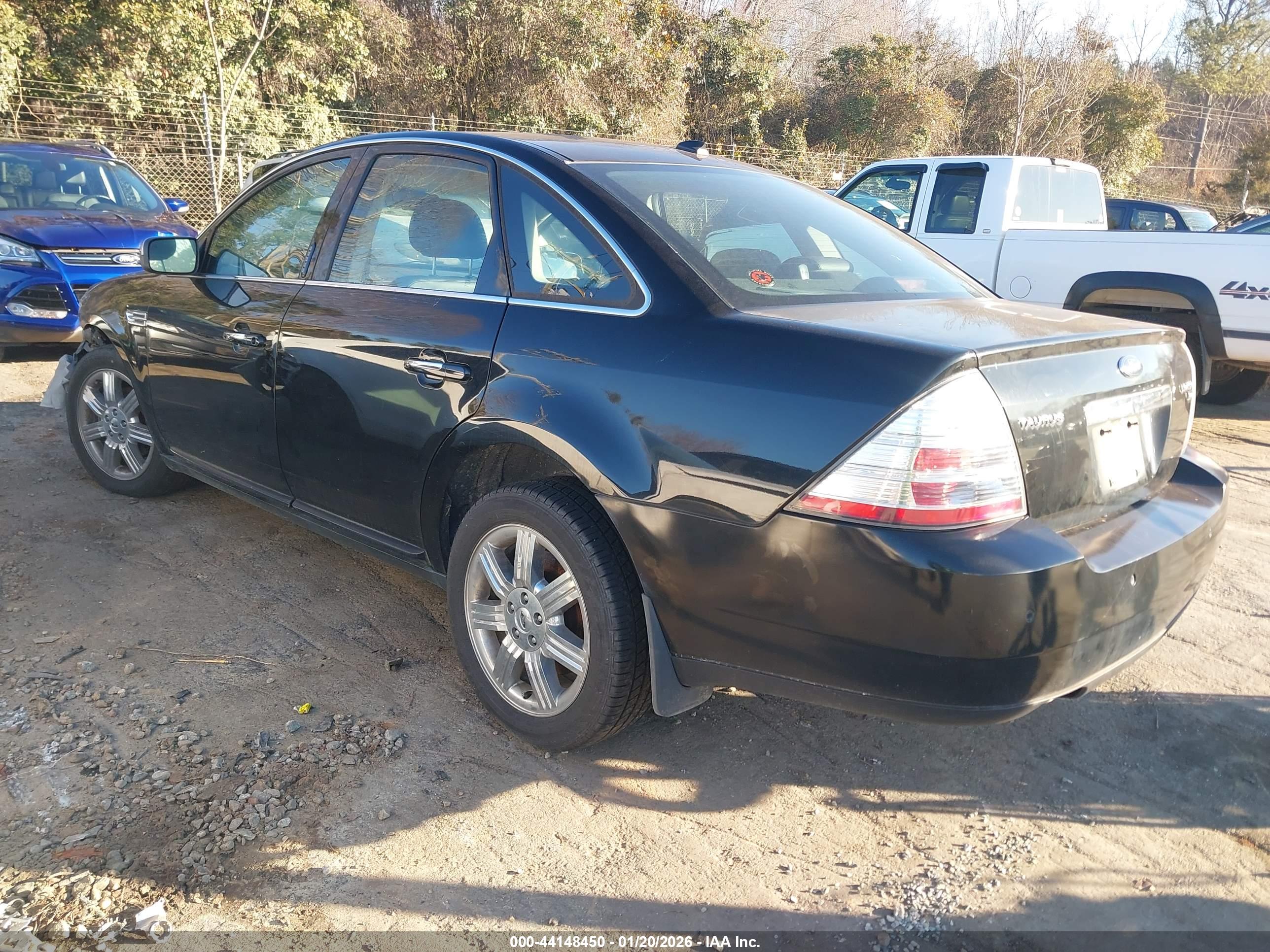 FORD TAURUS image 3