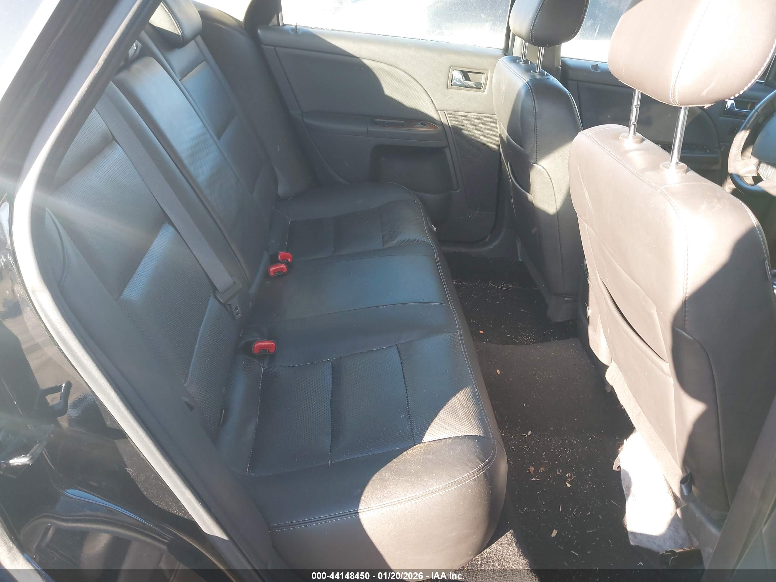 FORD TAURUS image 8