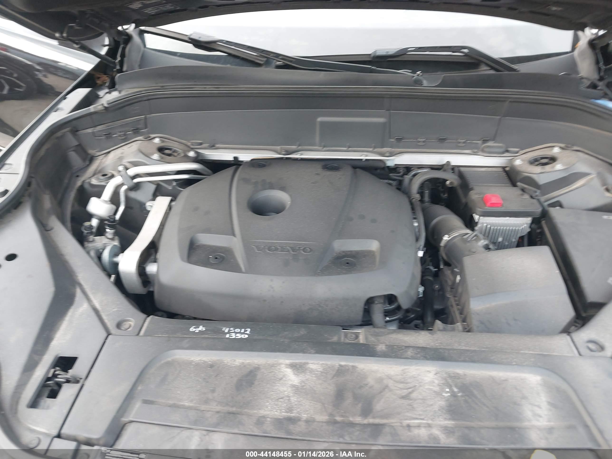 VOLVO XC90 image 10