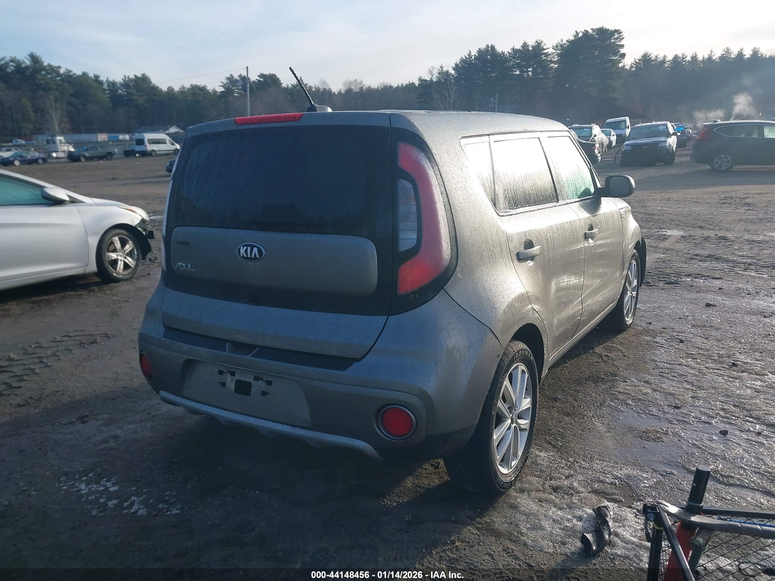 KIA SOUL image 4