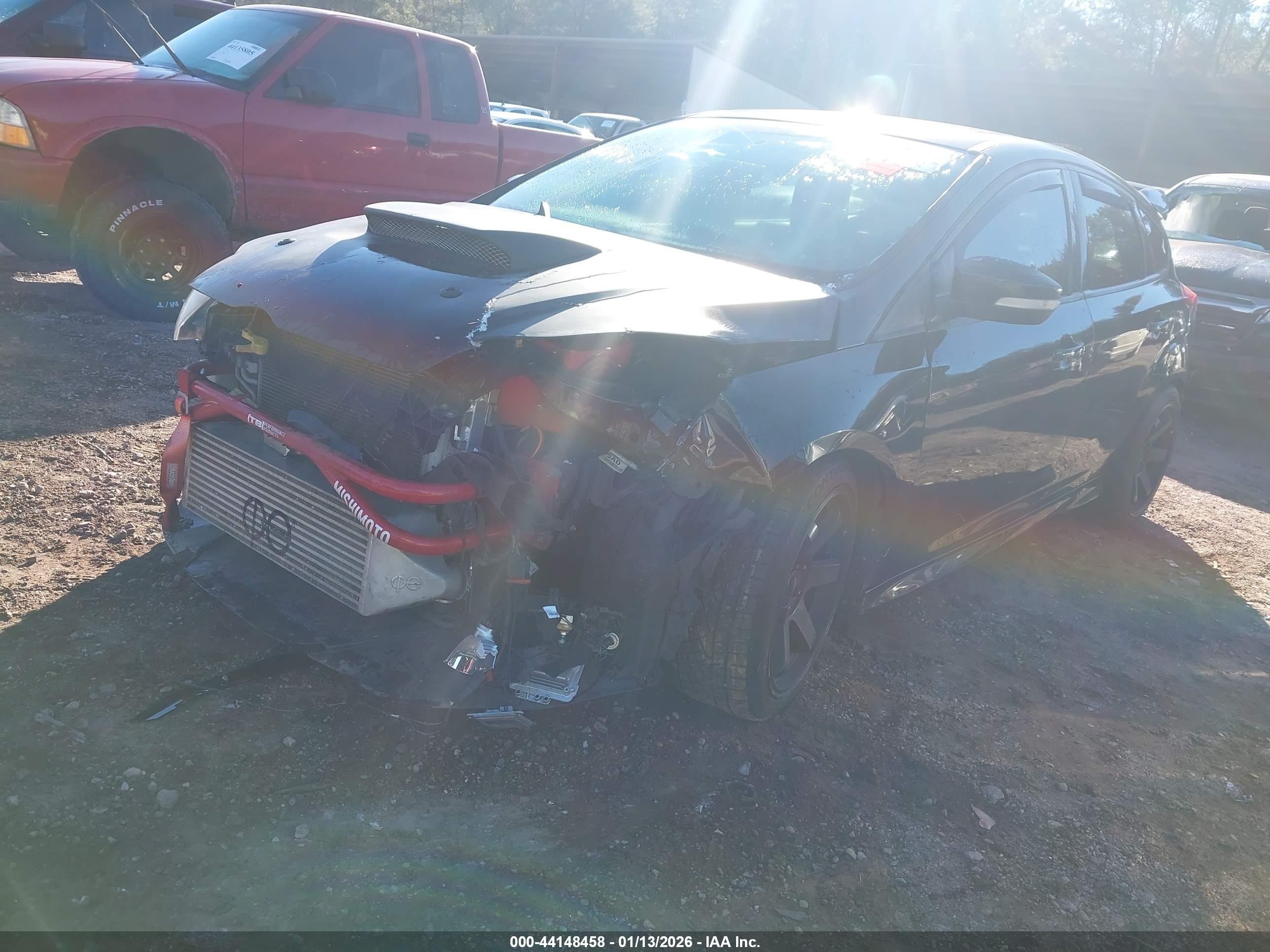FORD FOCUS image 2
