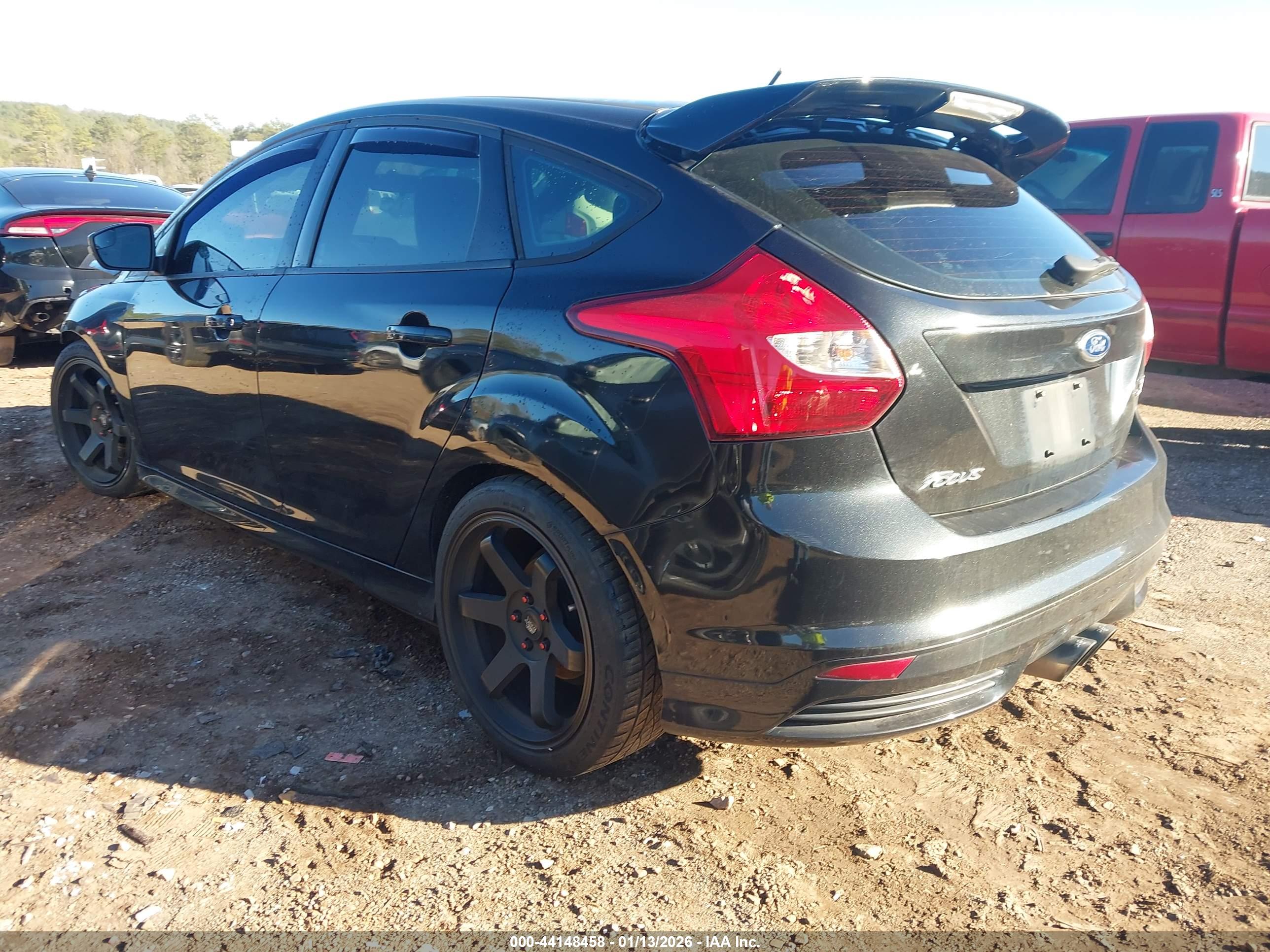 FORD FOCUS image 3