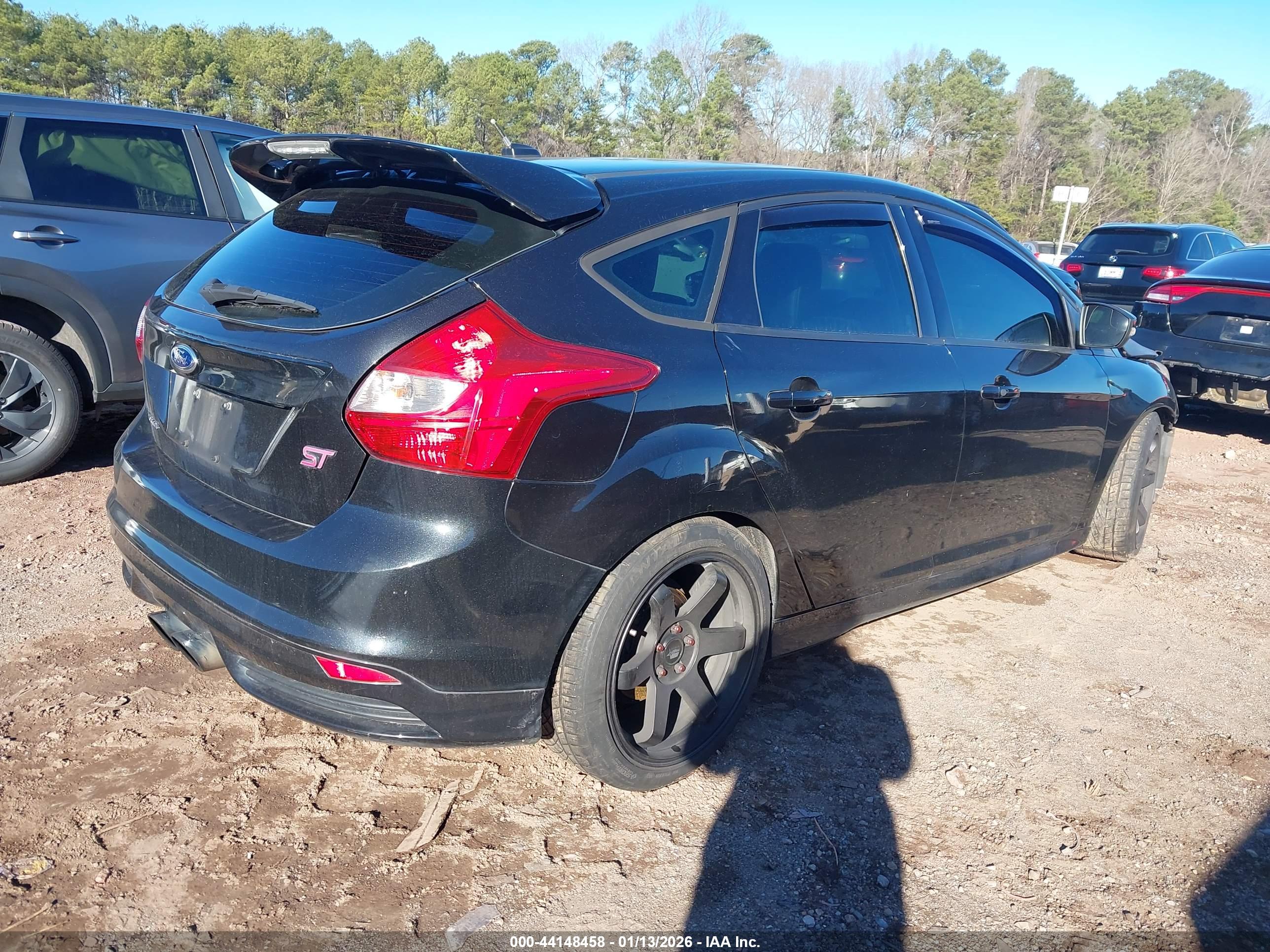 FORD FOCUS image 4