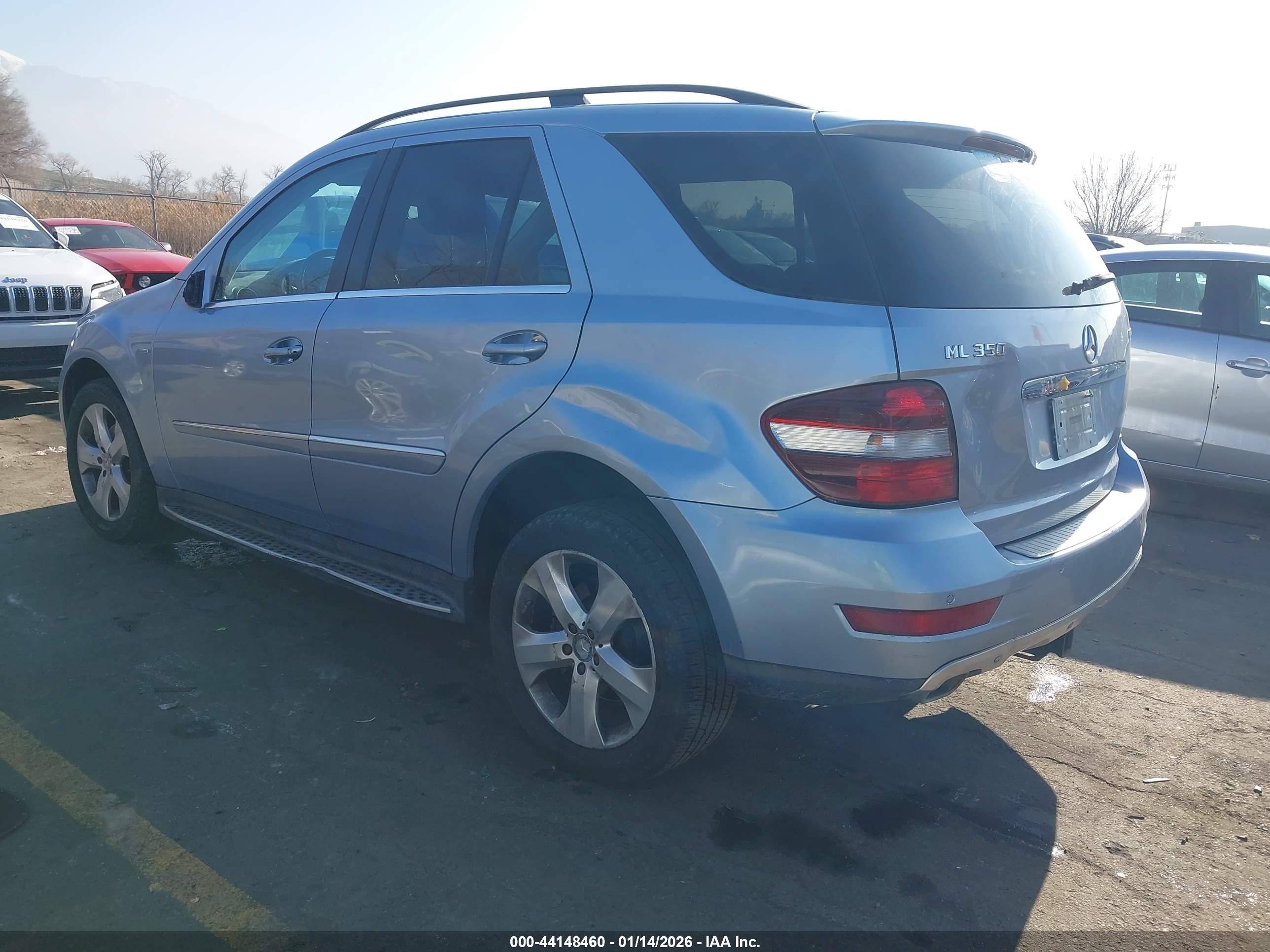 MERCEDES-BENZ ML image 3