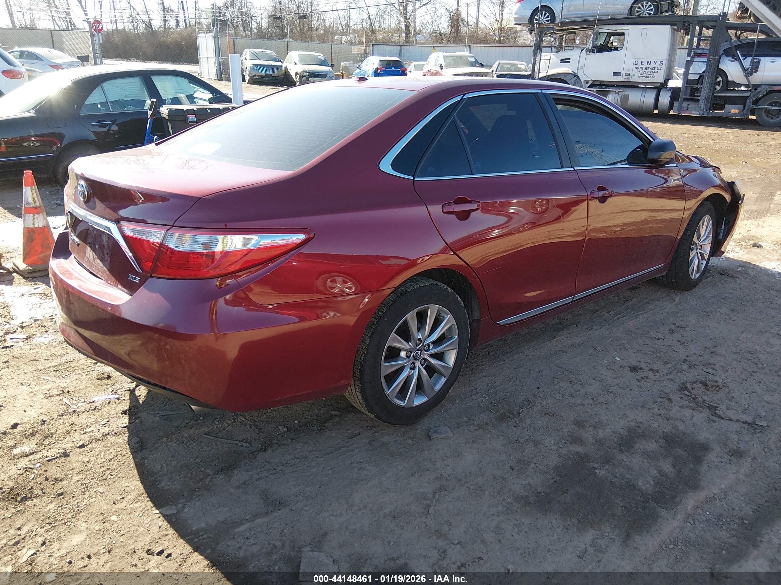 TOYOTA CAMRY image 4