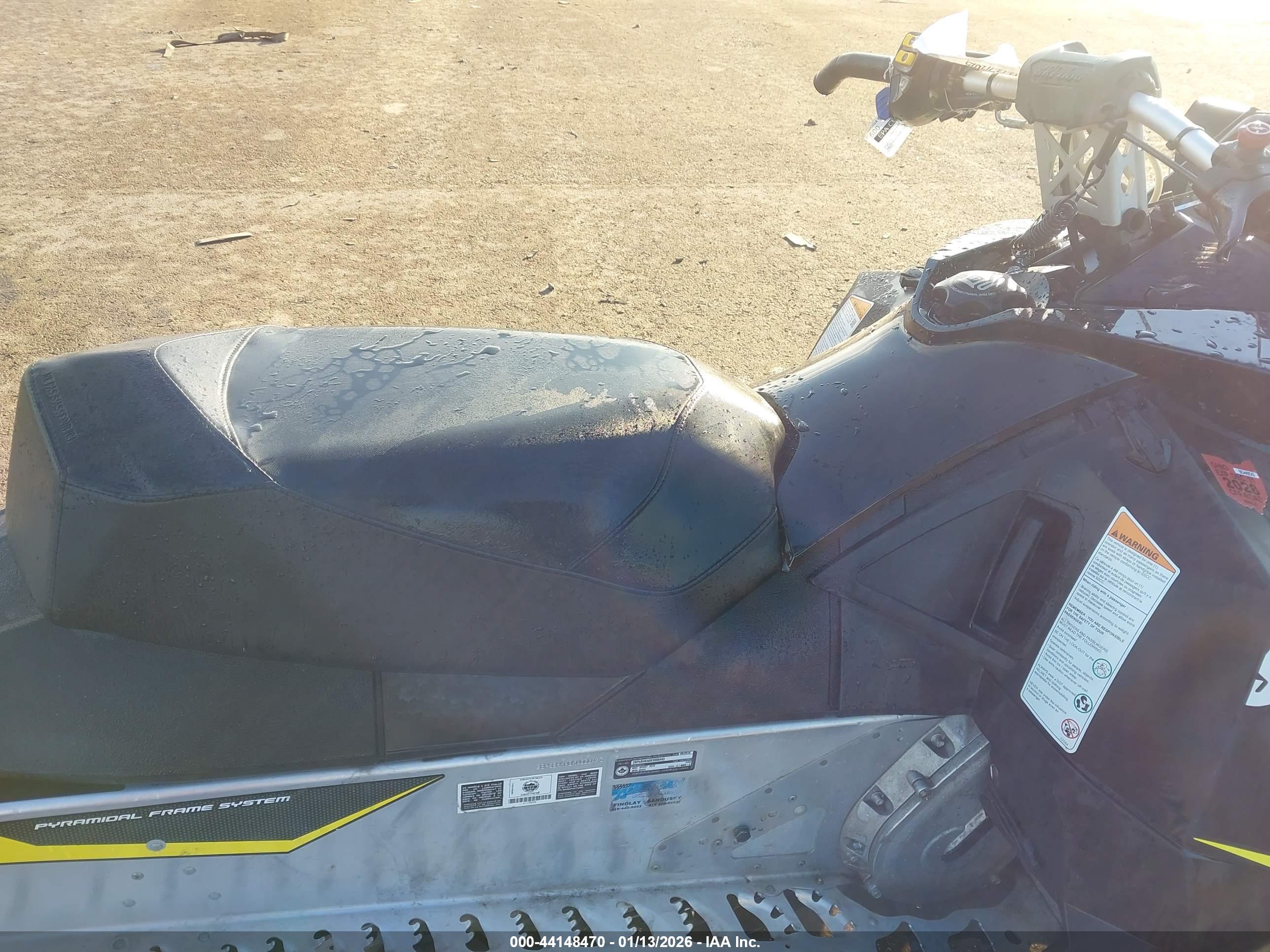 SKIDOO SNOWMOBILE image 5