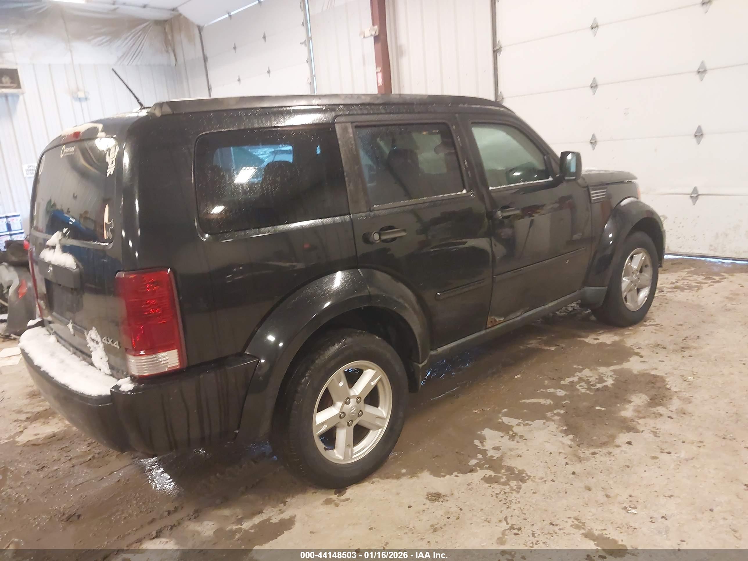 DODGE NITRO image 4