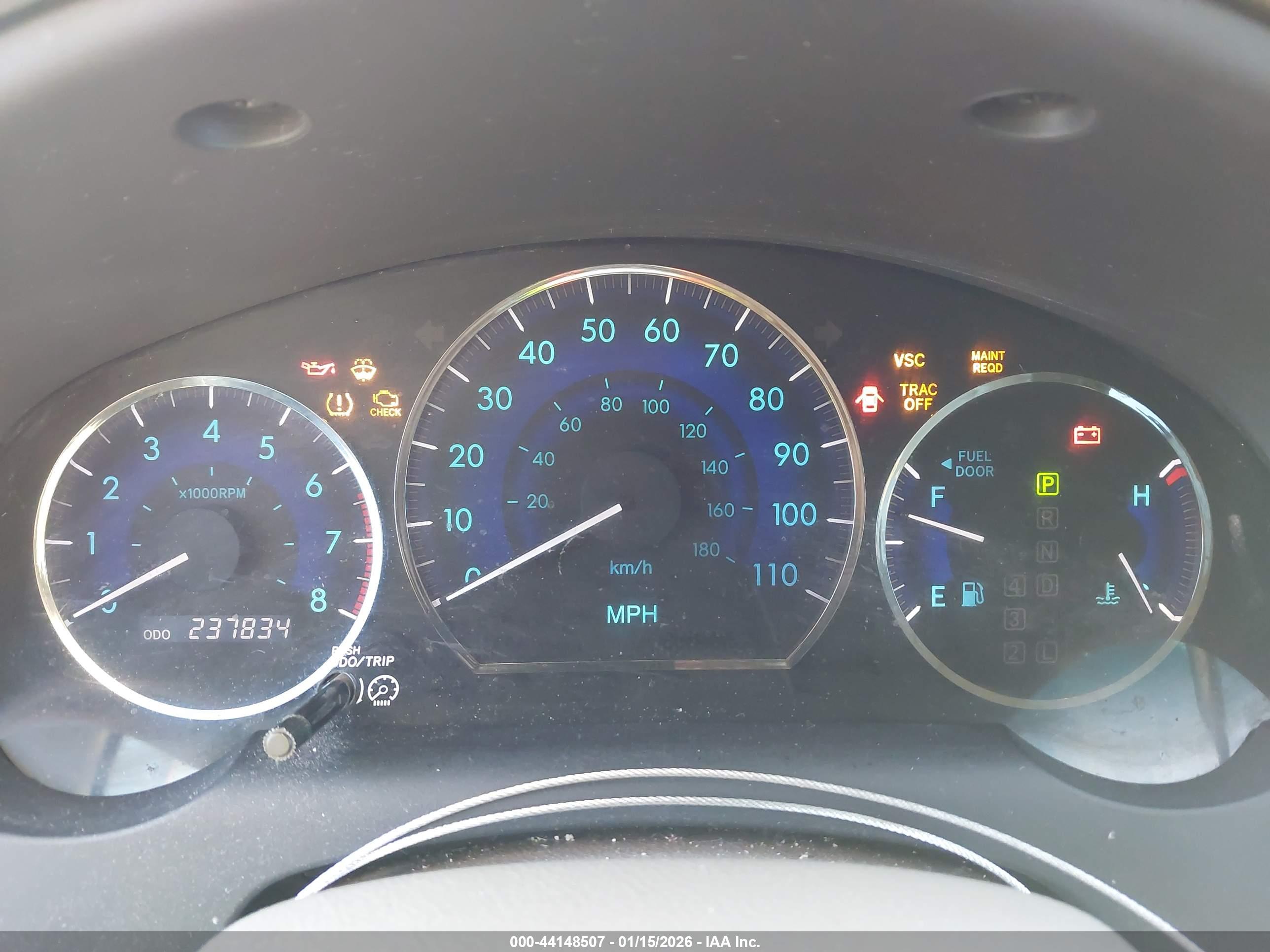 TOYOTA SIENNA image 7