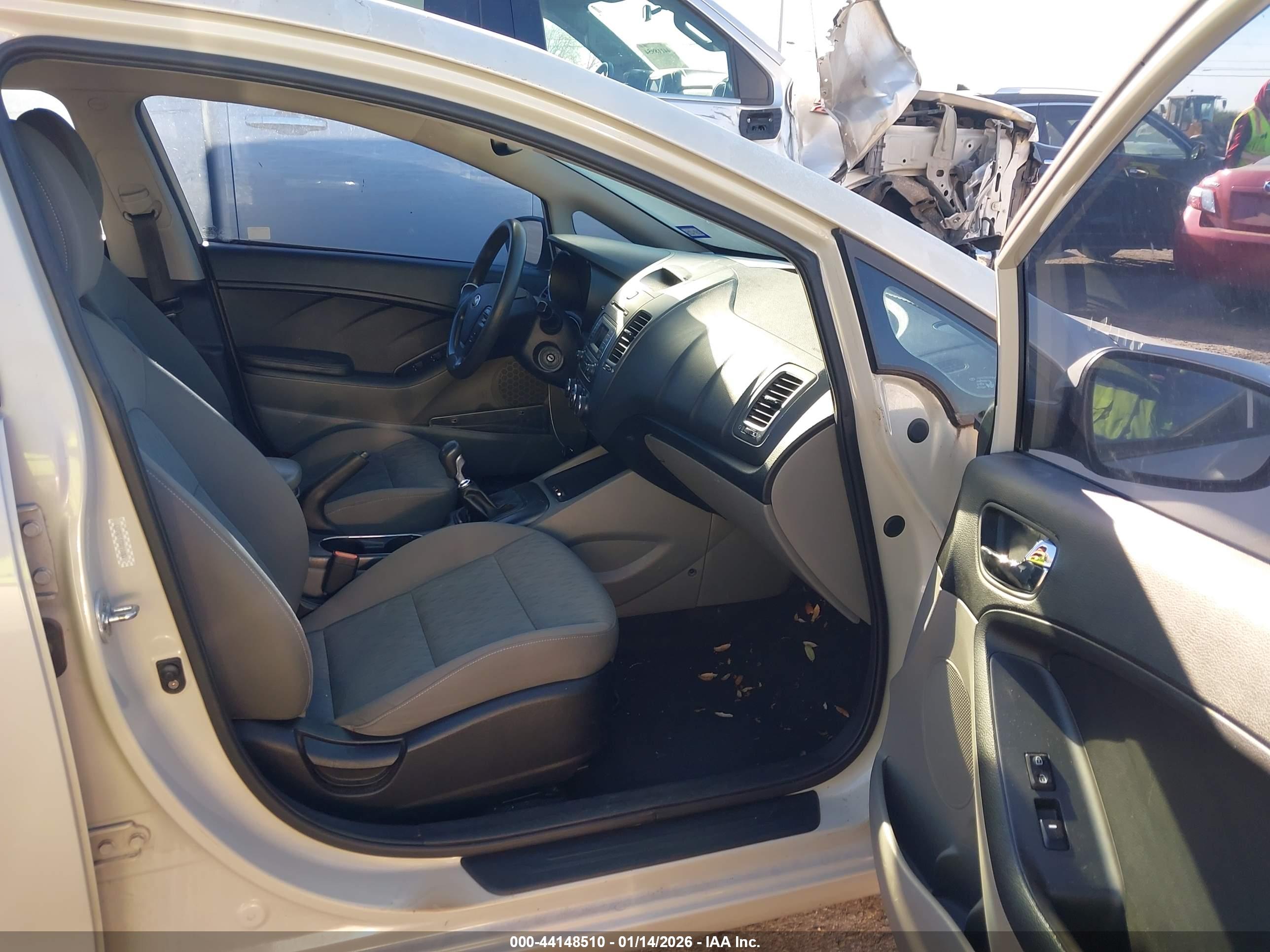 KIA FORTE image 5