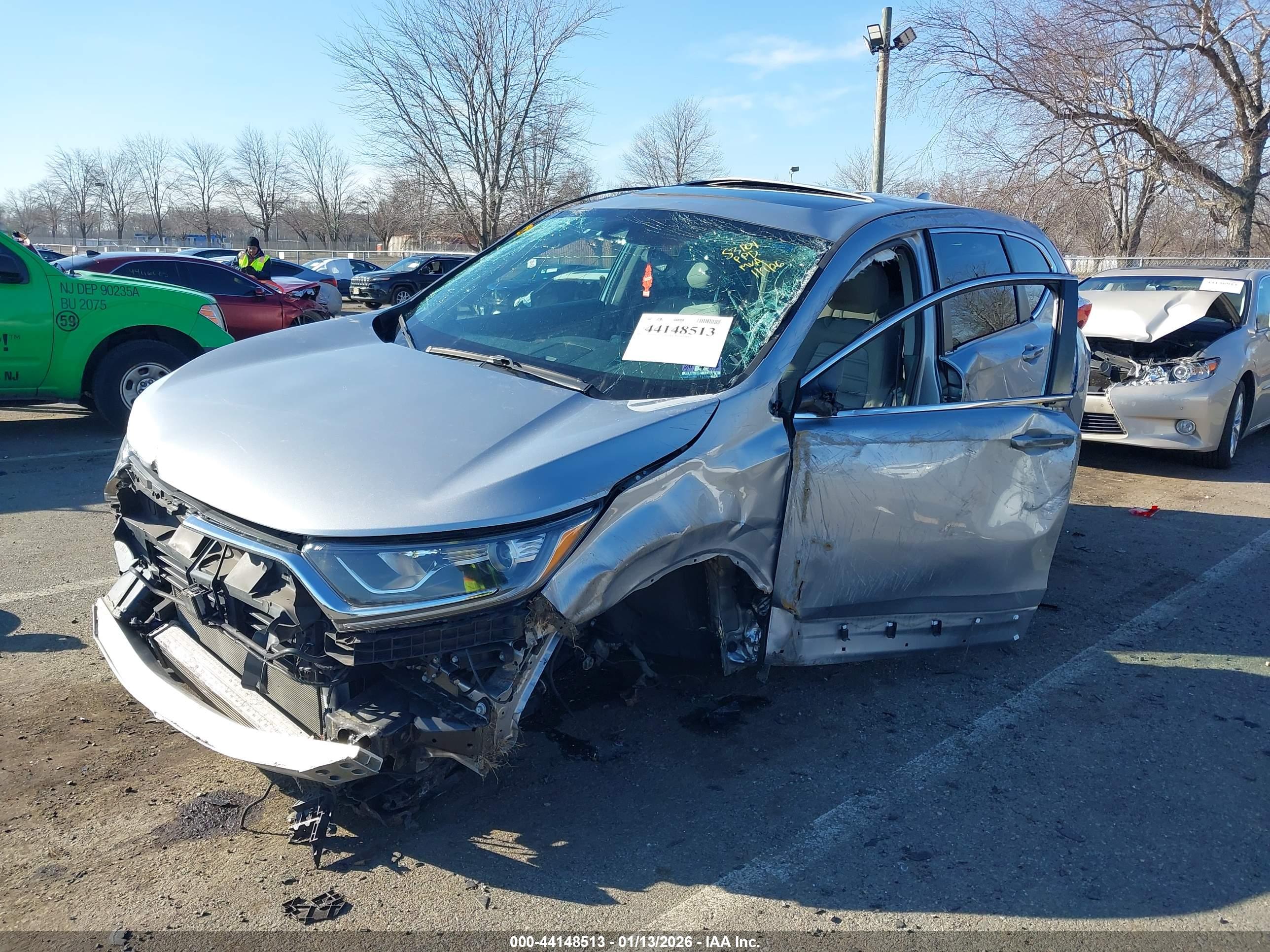 HONDA CR-V image 2