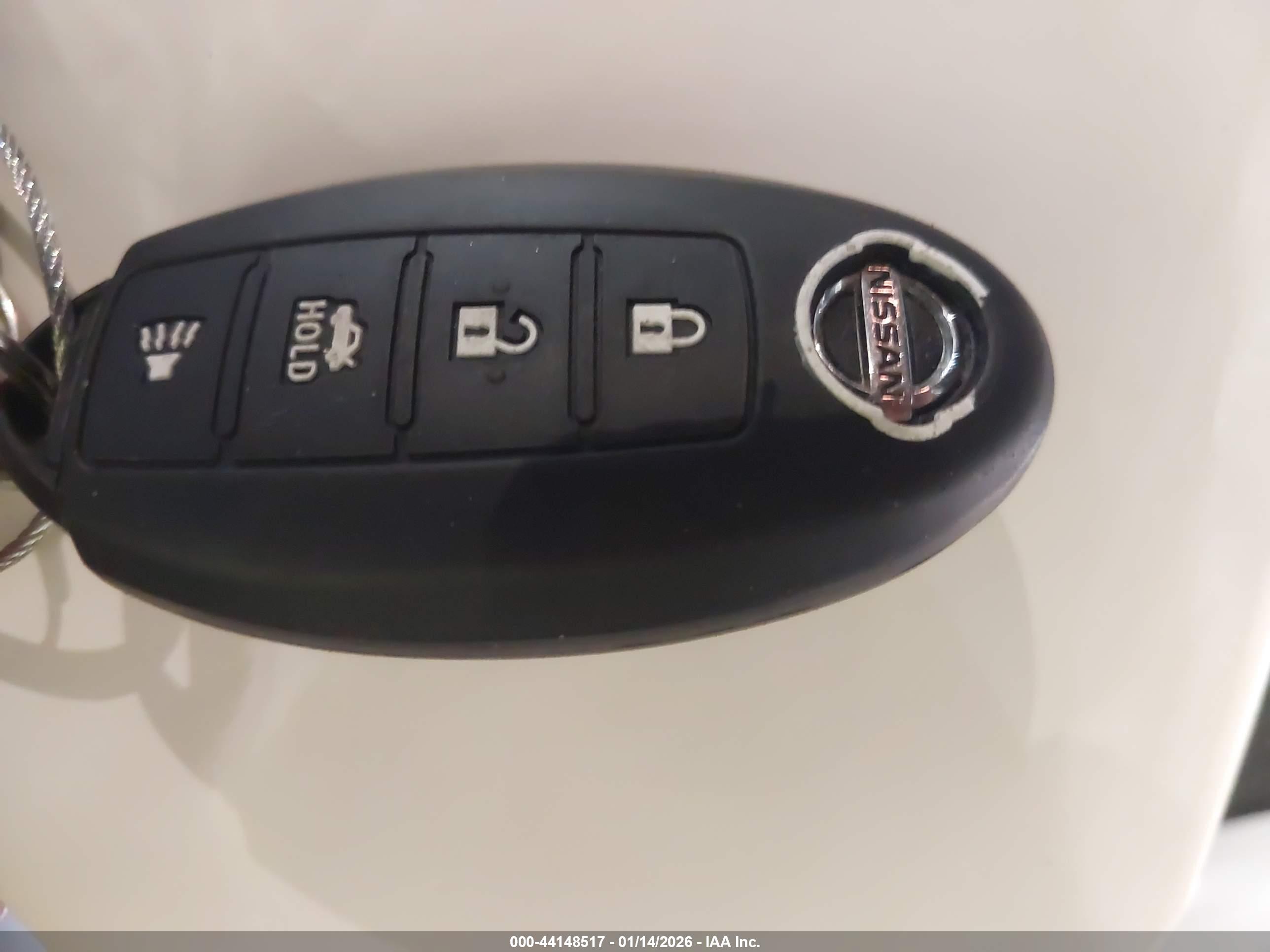 NISSAN ROGUE image 11