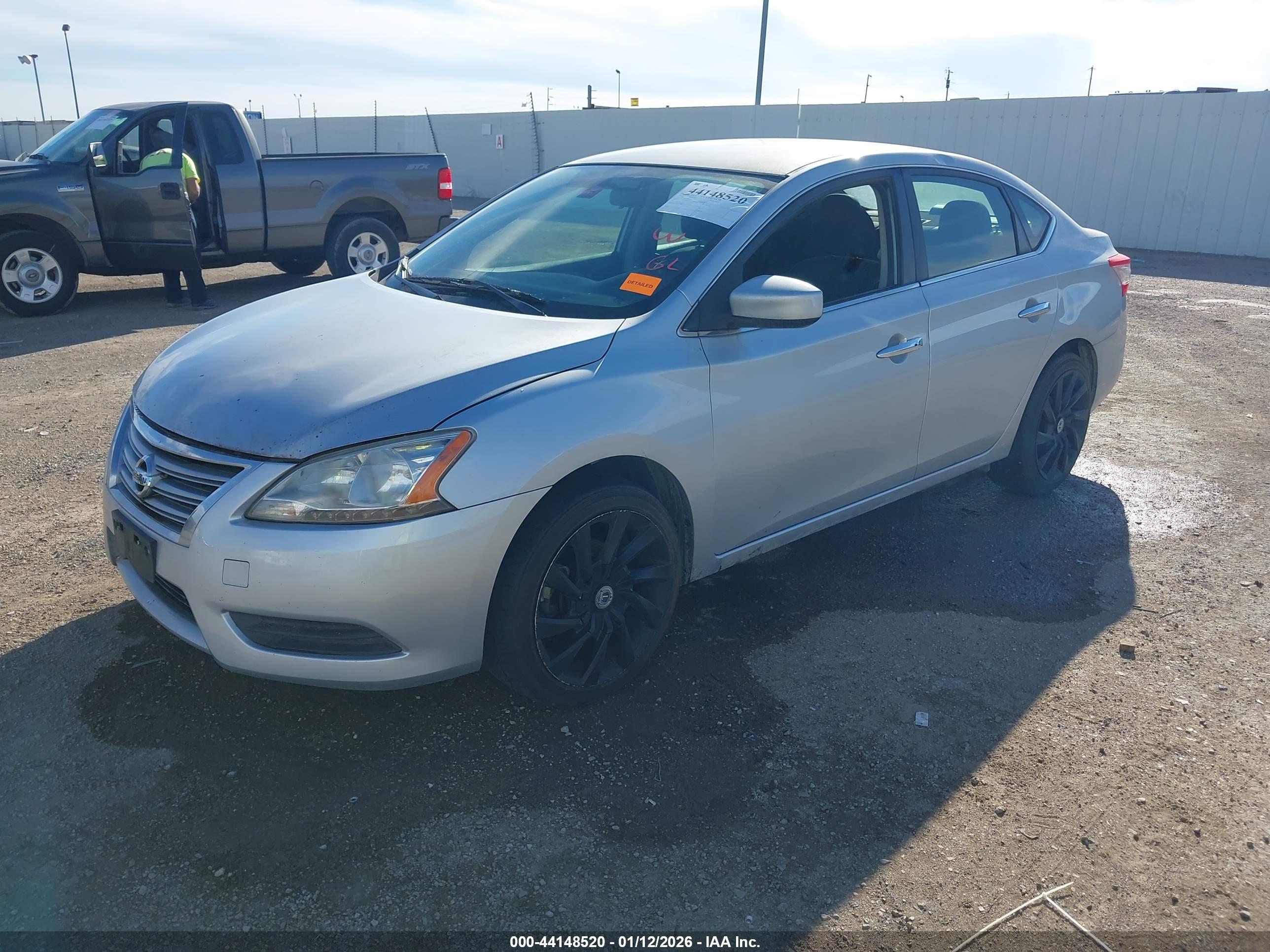 NISSAN SENTRA image 2