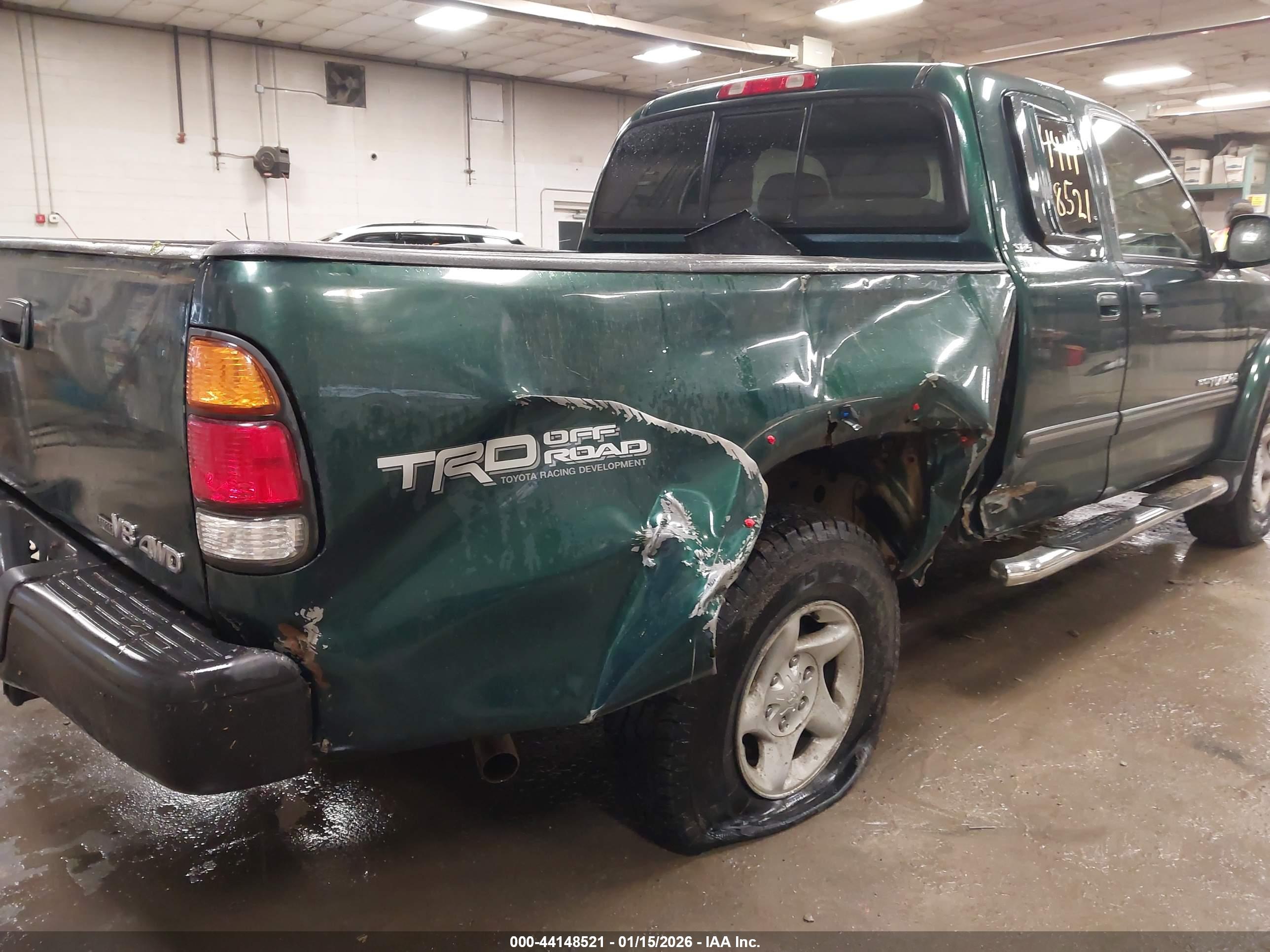 TOYOTA TUNDRA image 6