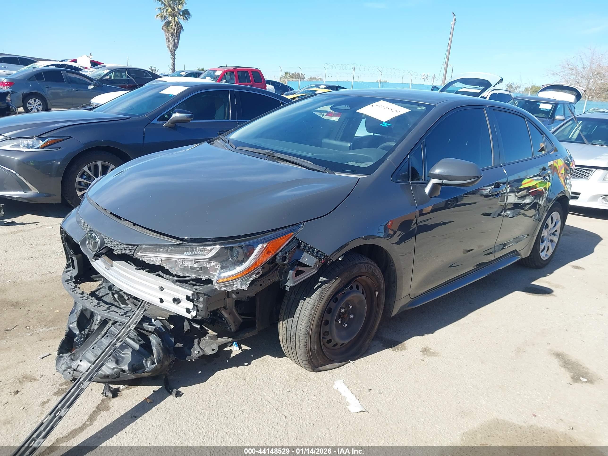 TOYOTA COROLLA image 2