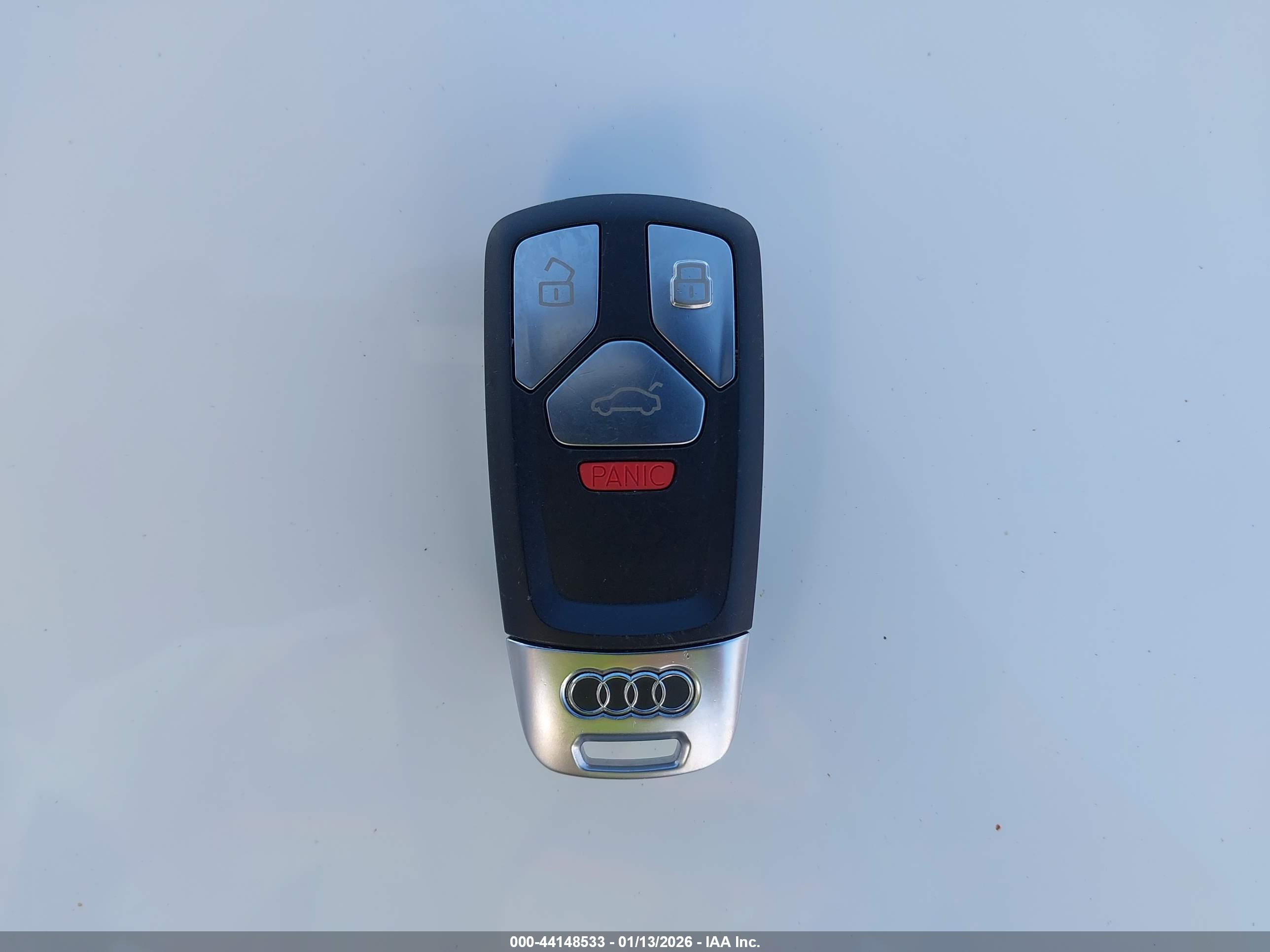 AUDI A4 image 11