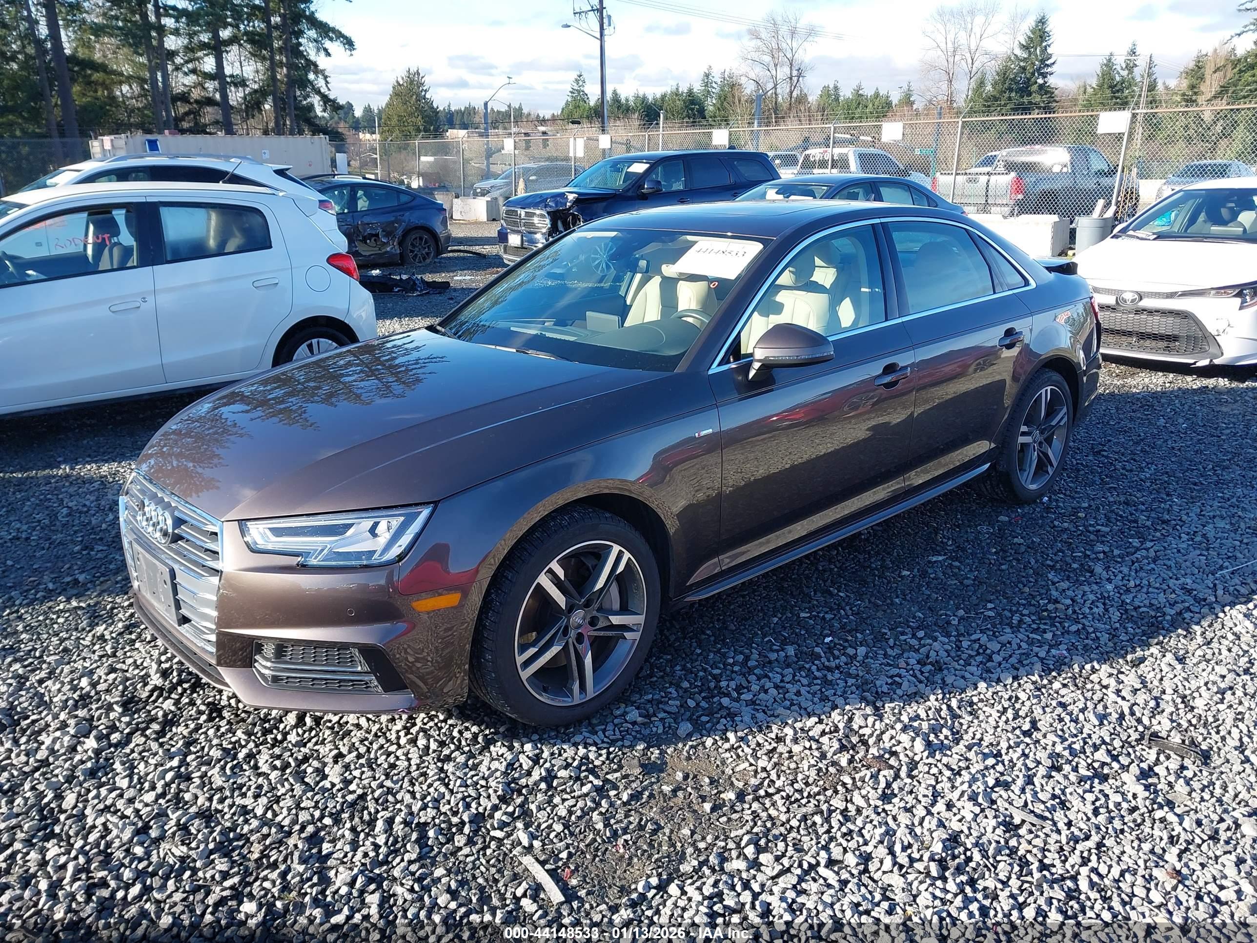 AUDI A4 image 2