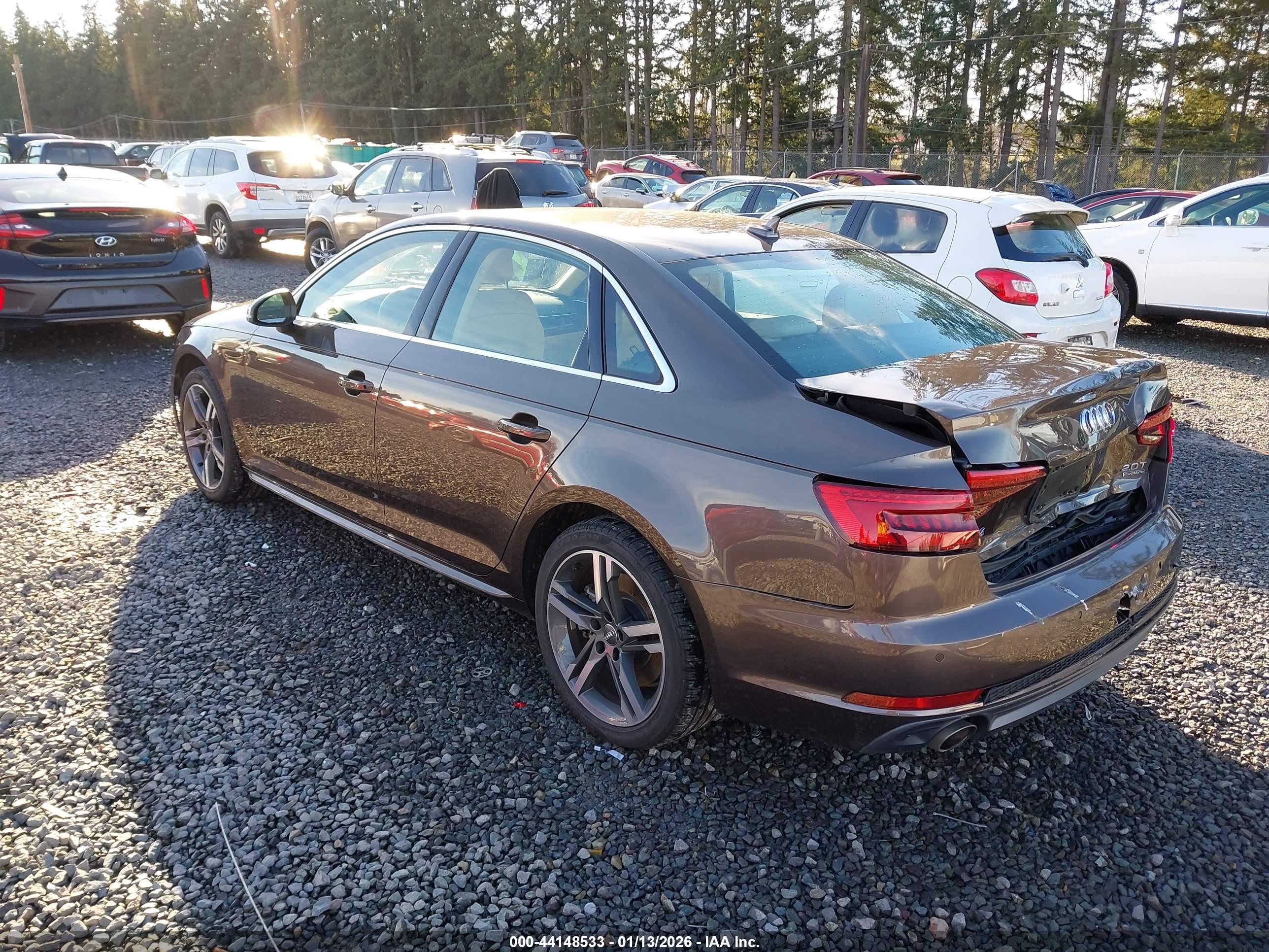 AUDI A4 image 3