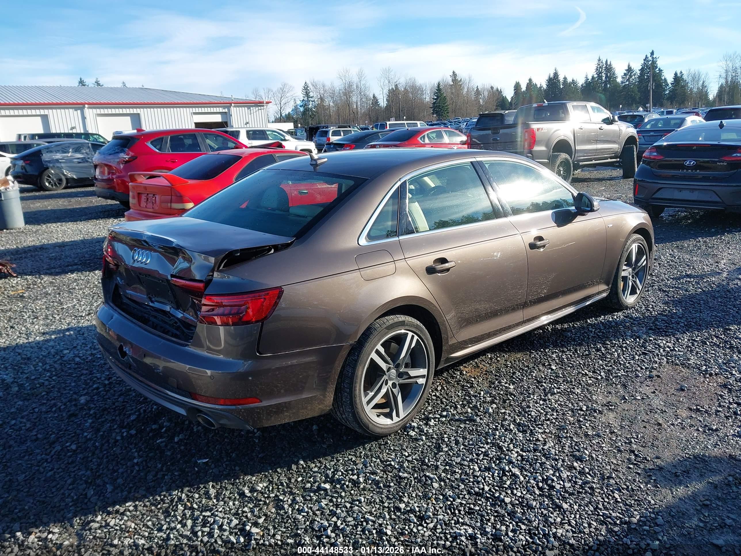 AUDI A4 image 4