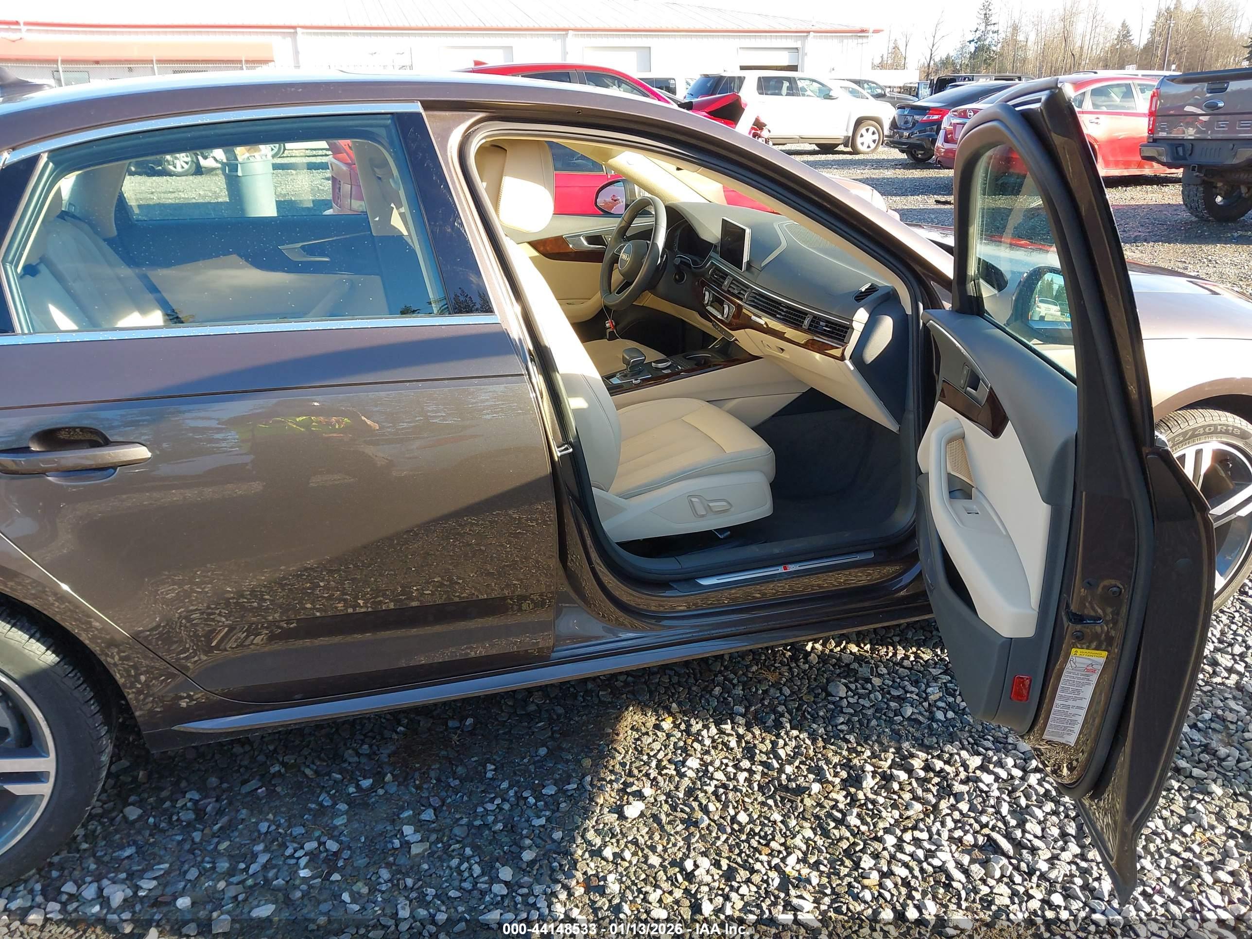 AUDI A4 image 5