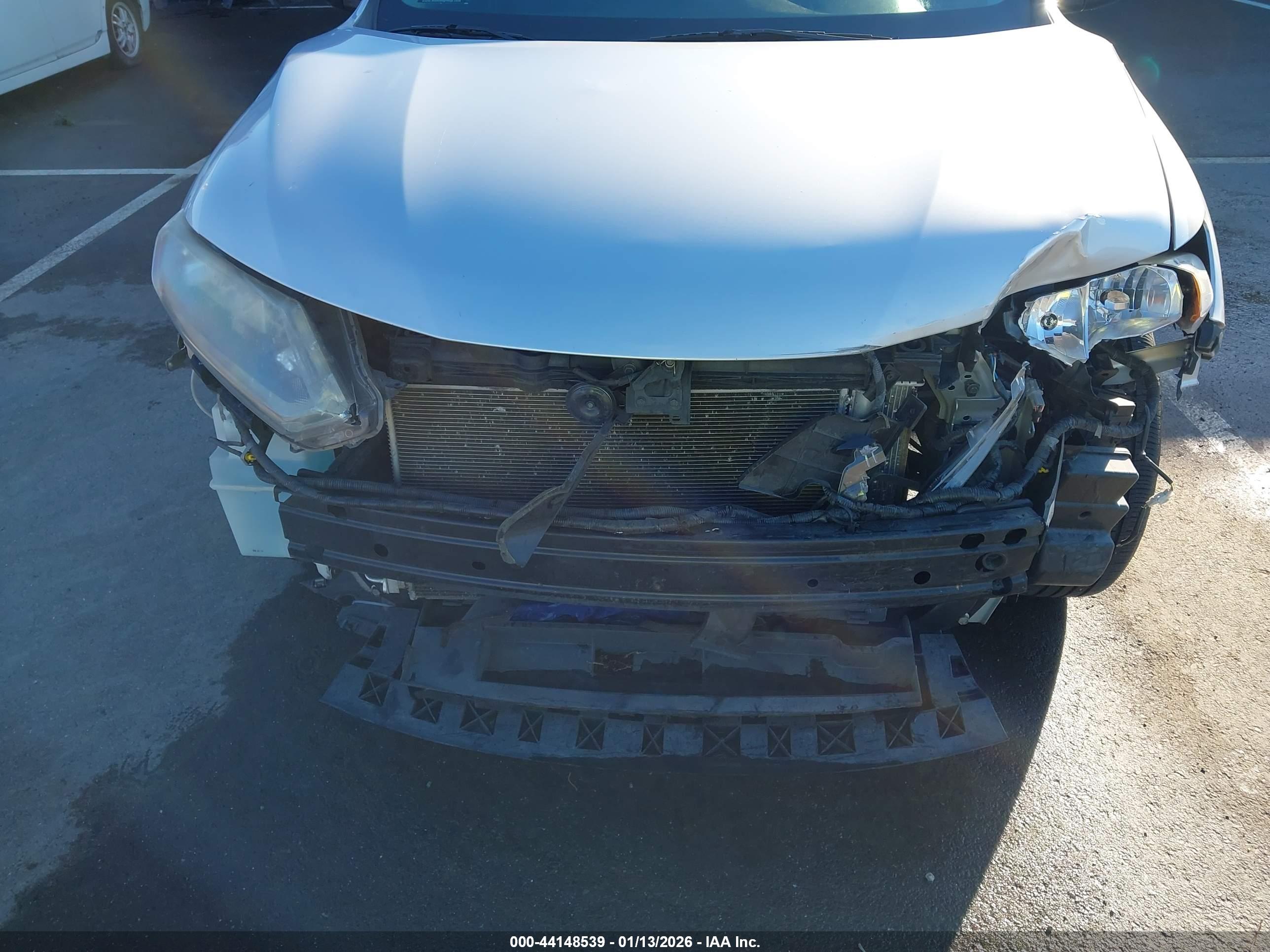 NISSAN ROGUE image 6