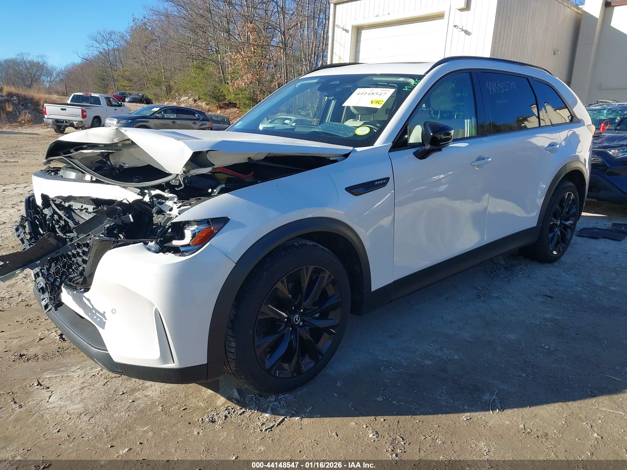 MAZDA CX-90 image 2