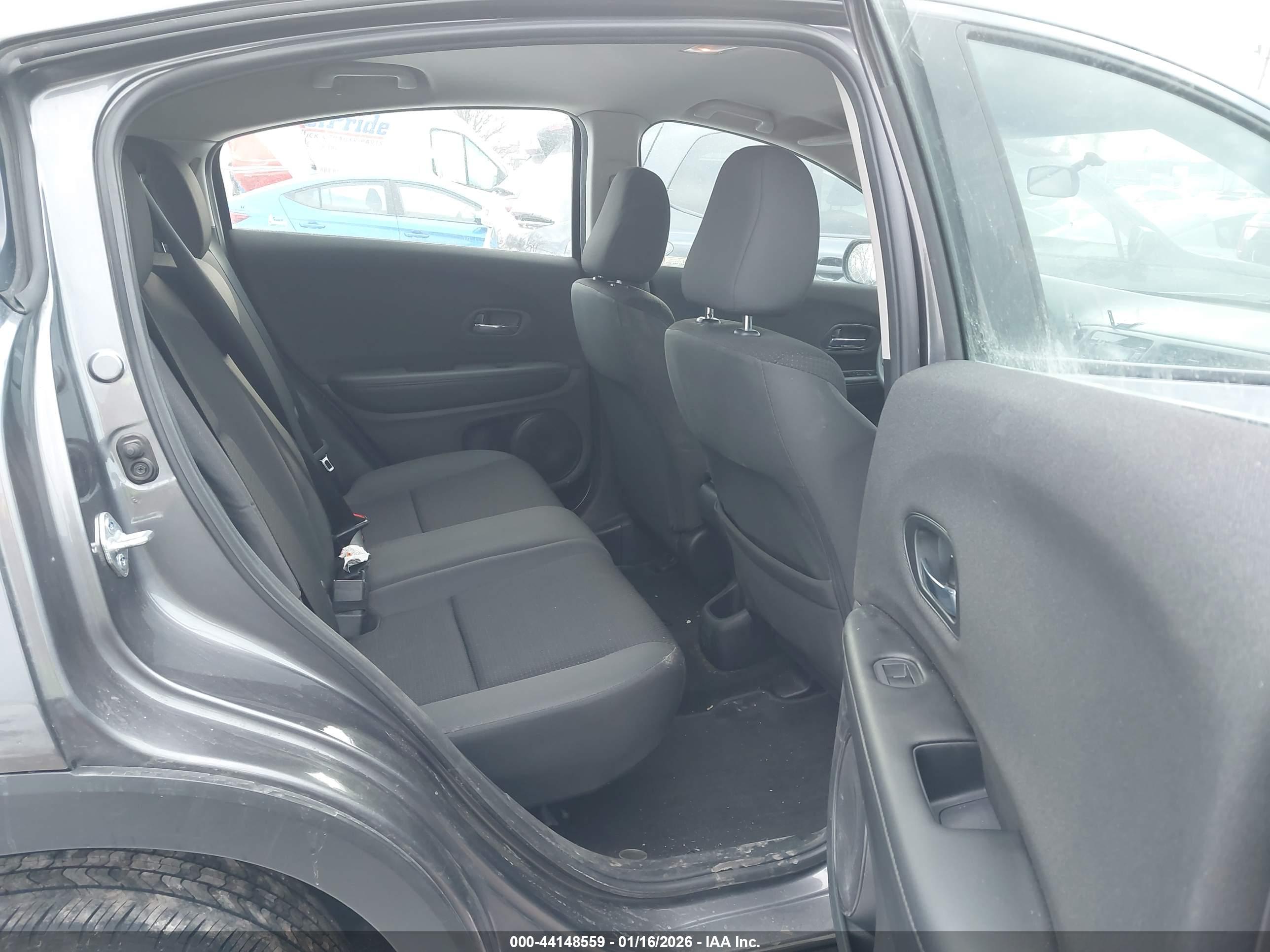 HONDA HR-V image 8