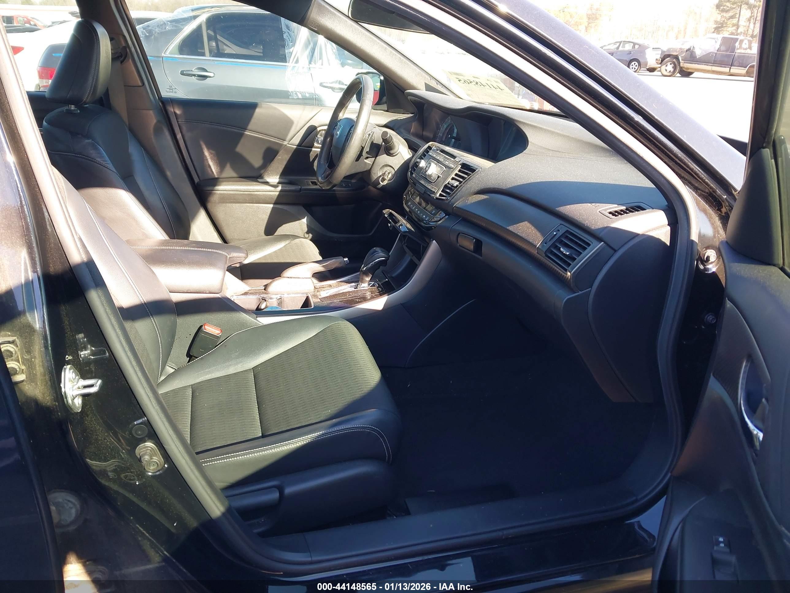 HONDA ACCORD image 5