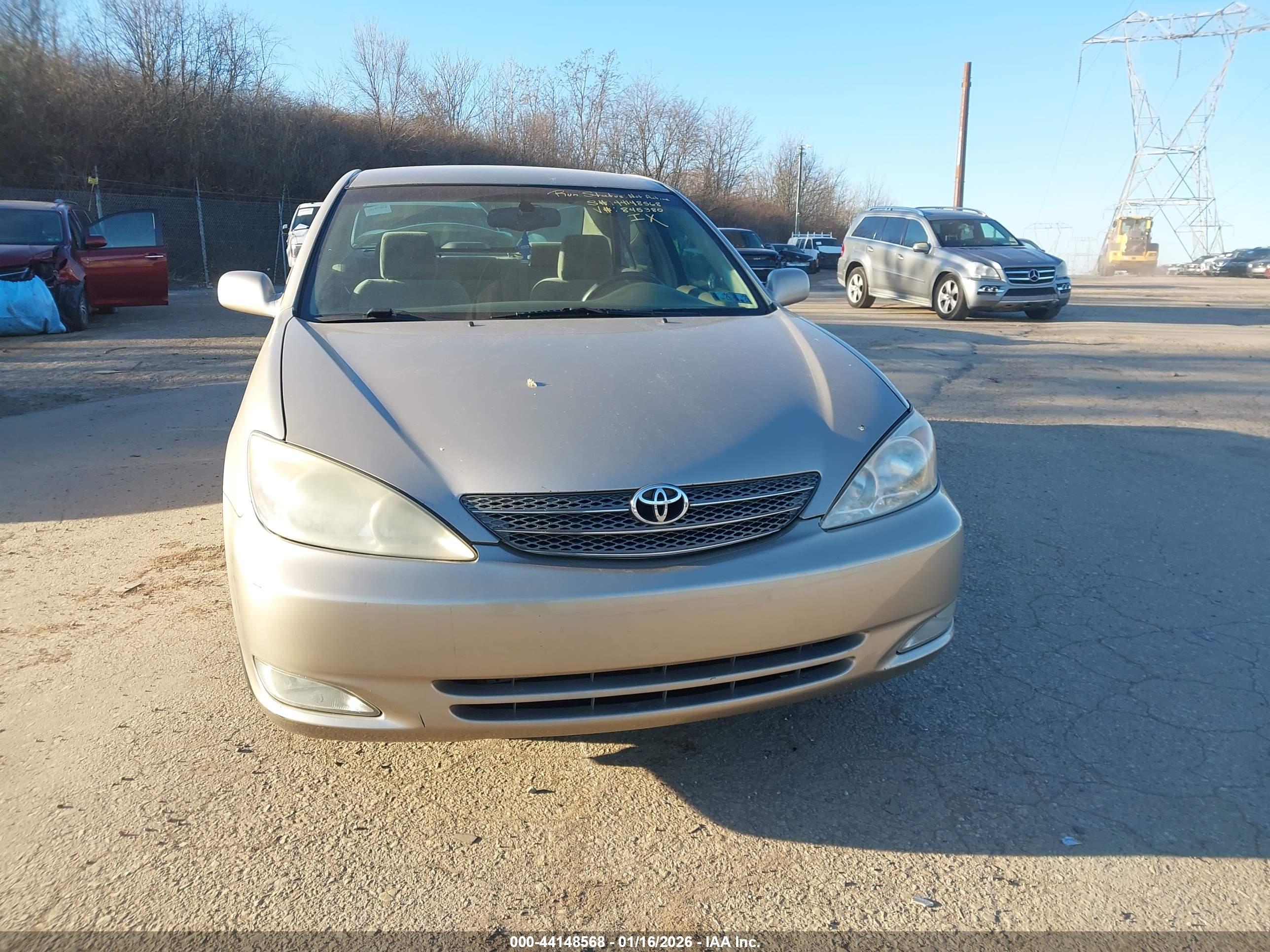 TOYOTA CAMRY image 6