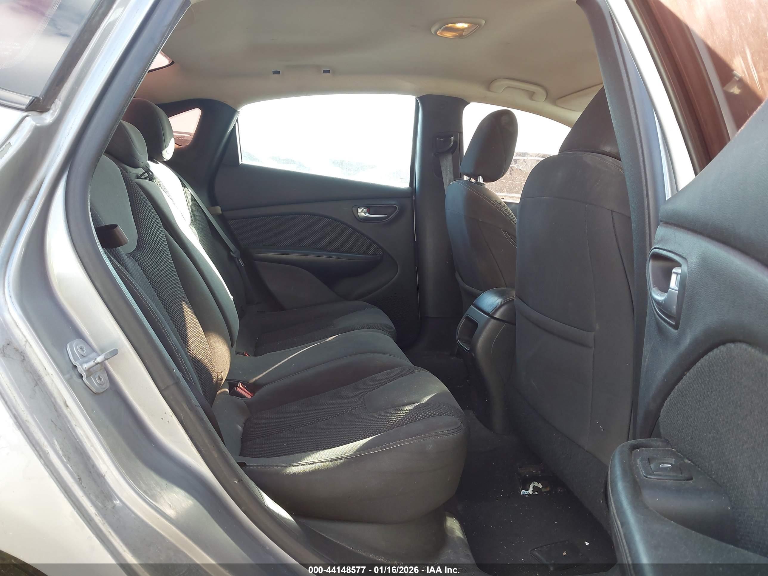 DODGE DART image 8