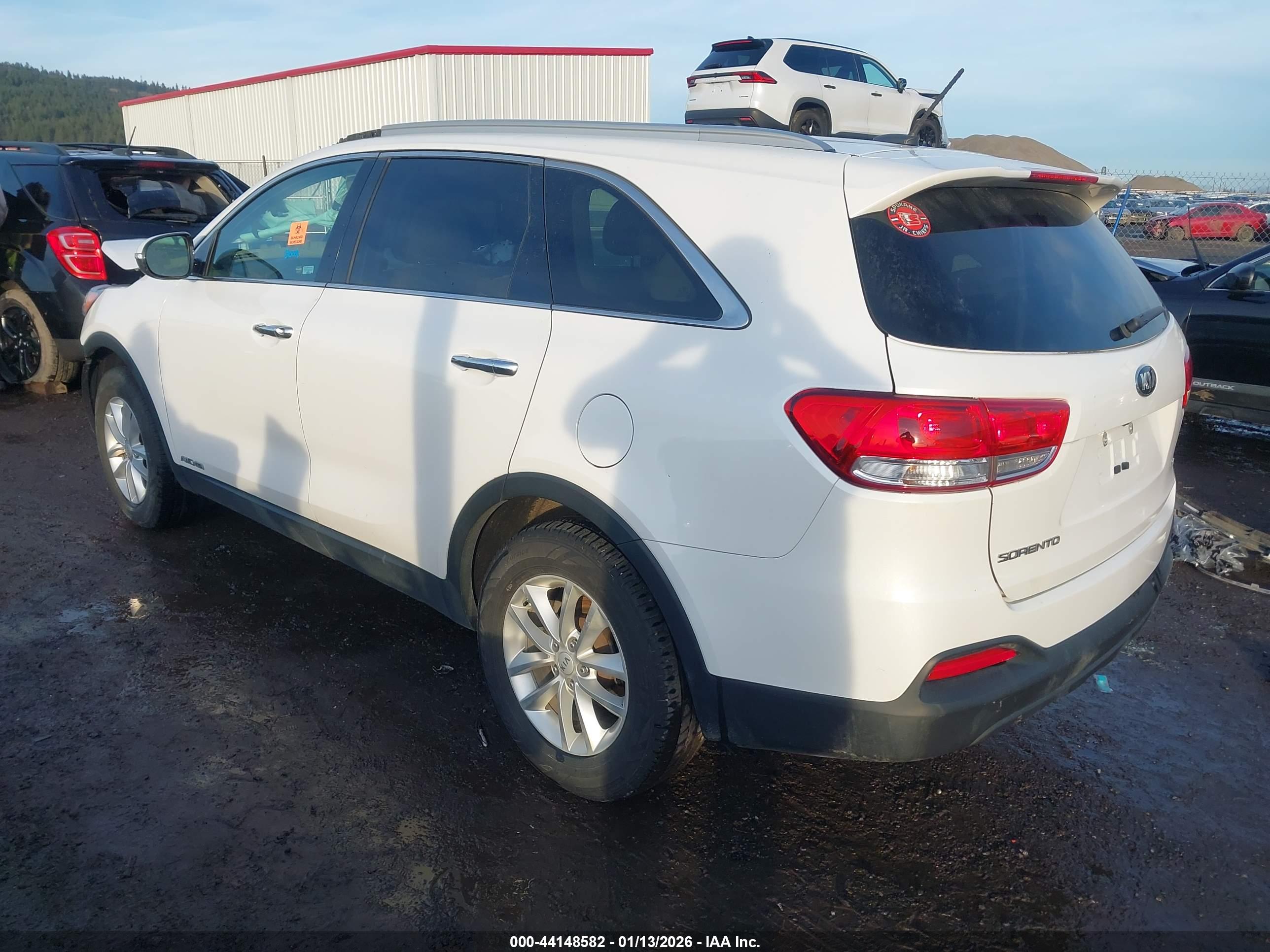 KIA SORENTO image 3