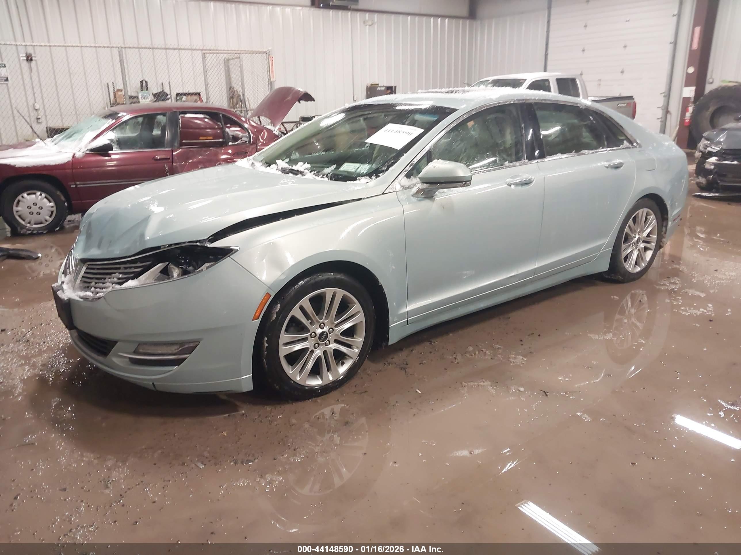 LINCOLN MKZ image 2