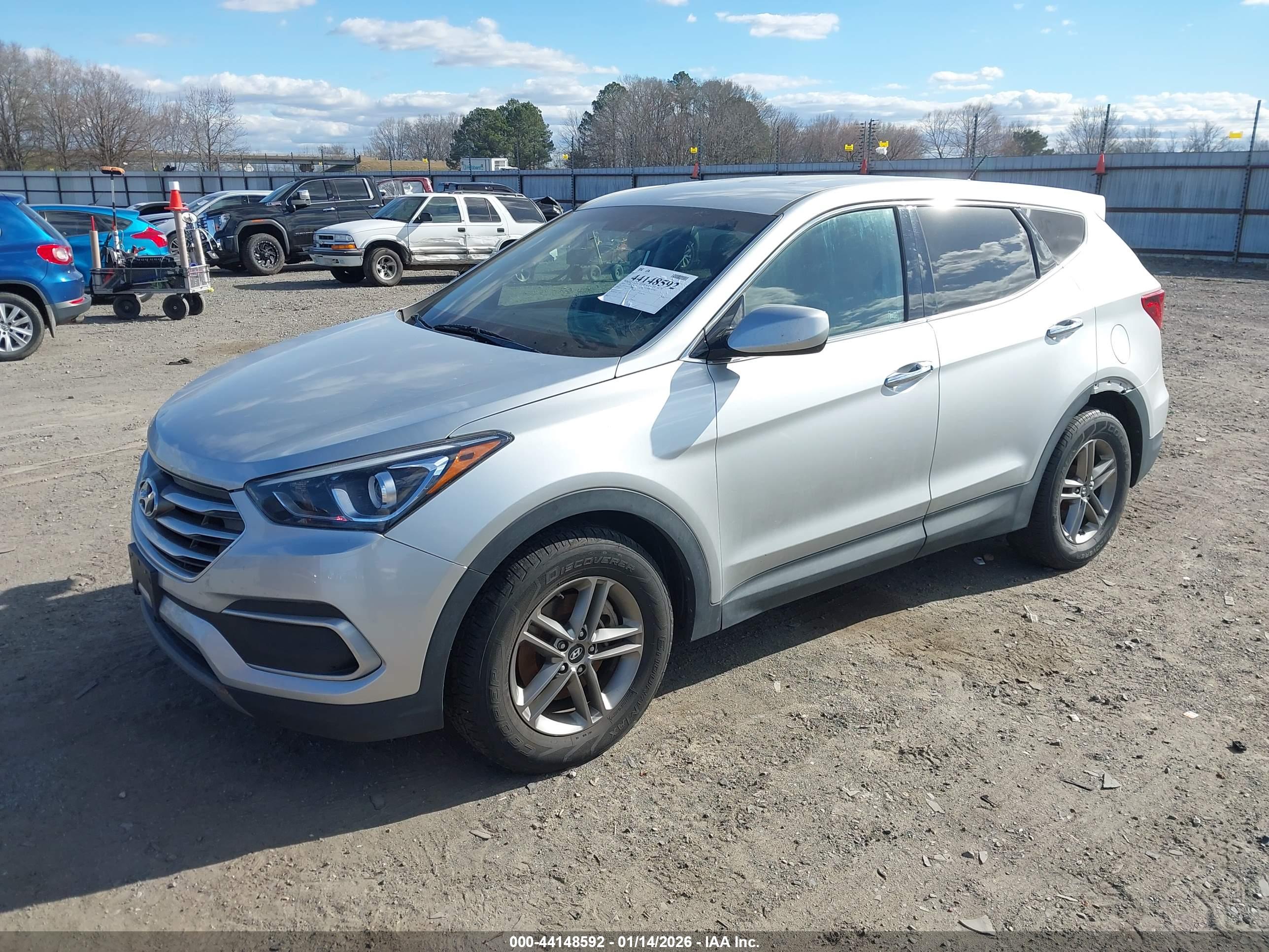 HYUNDAI SANTA image 2