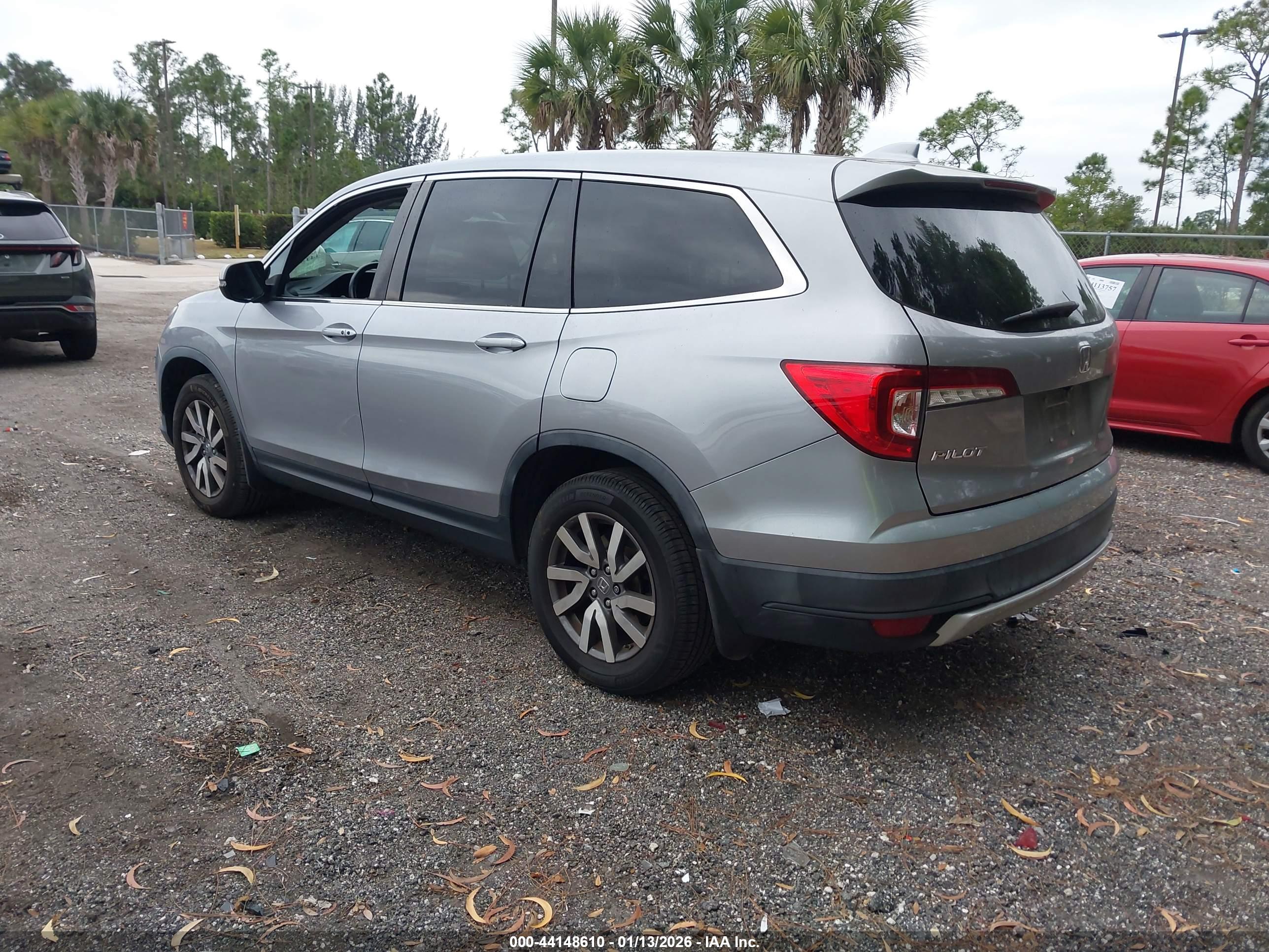 HONDA PILOT image 3