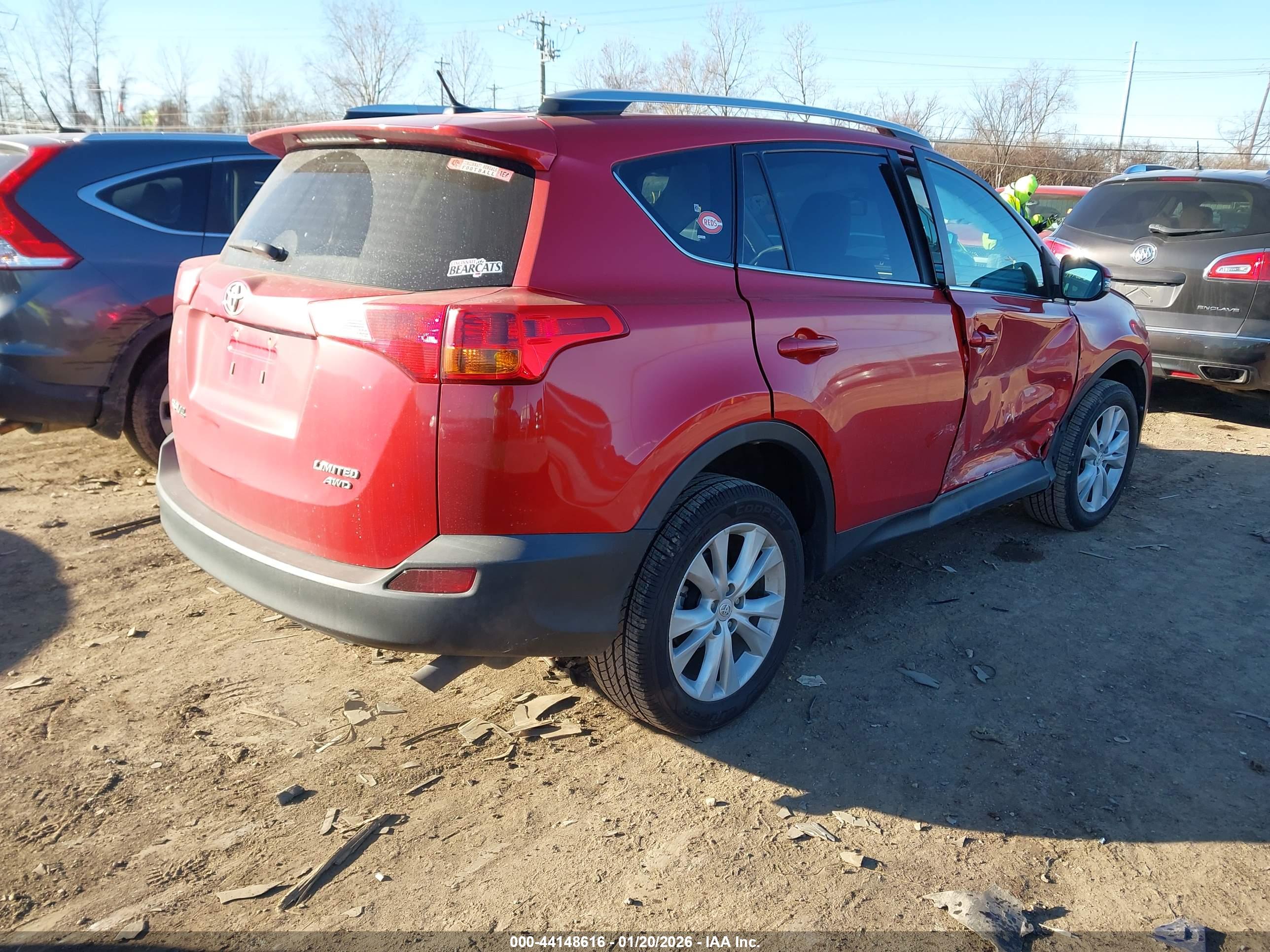TOYOTA RAV4 image 4