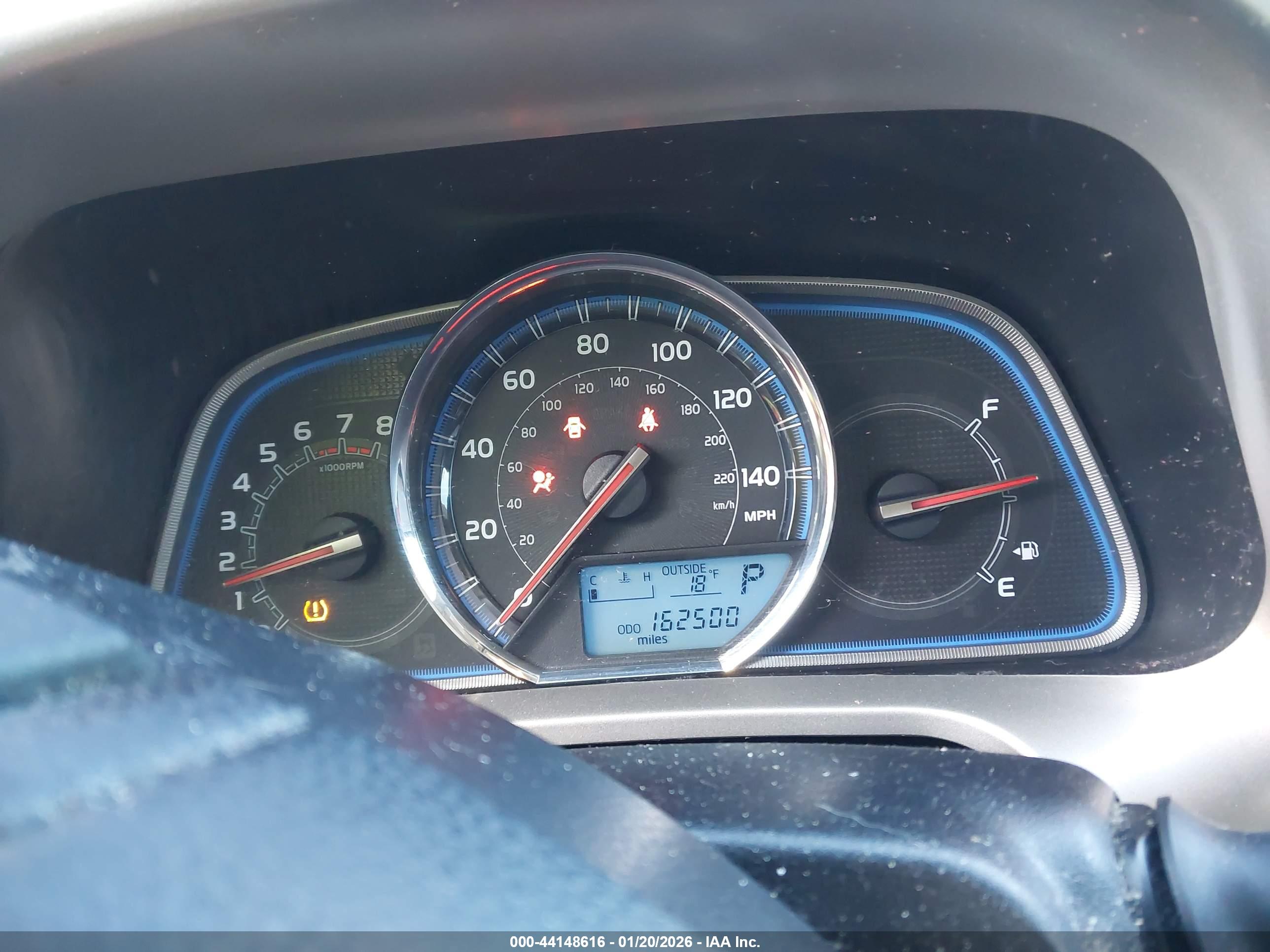 TOYOTA RAV4 image 7