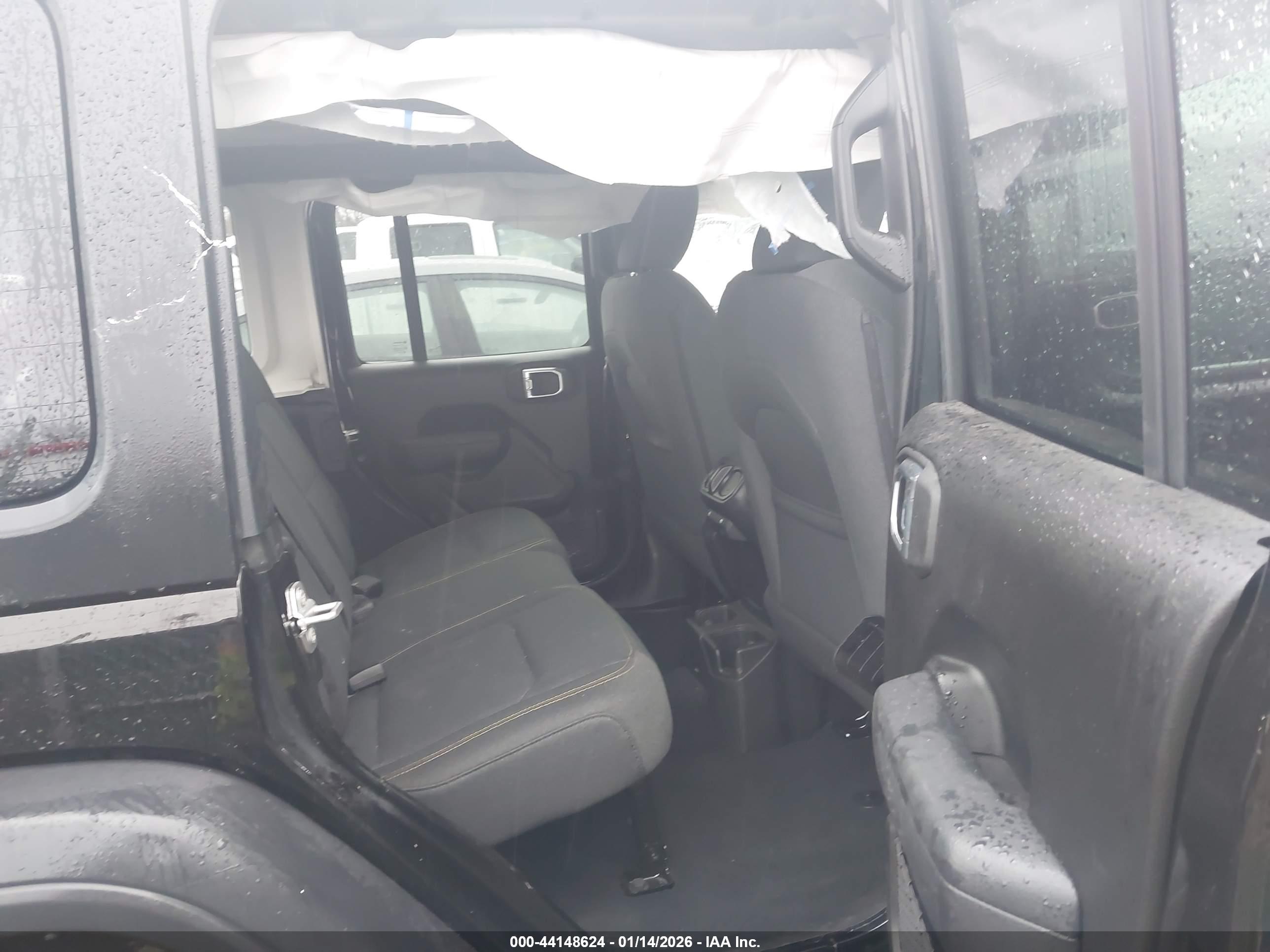 JEEP WRANGLER image 8