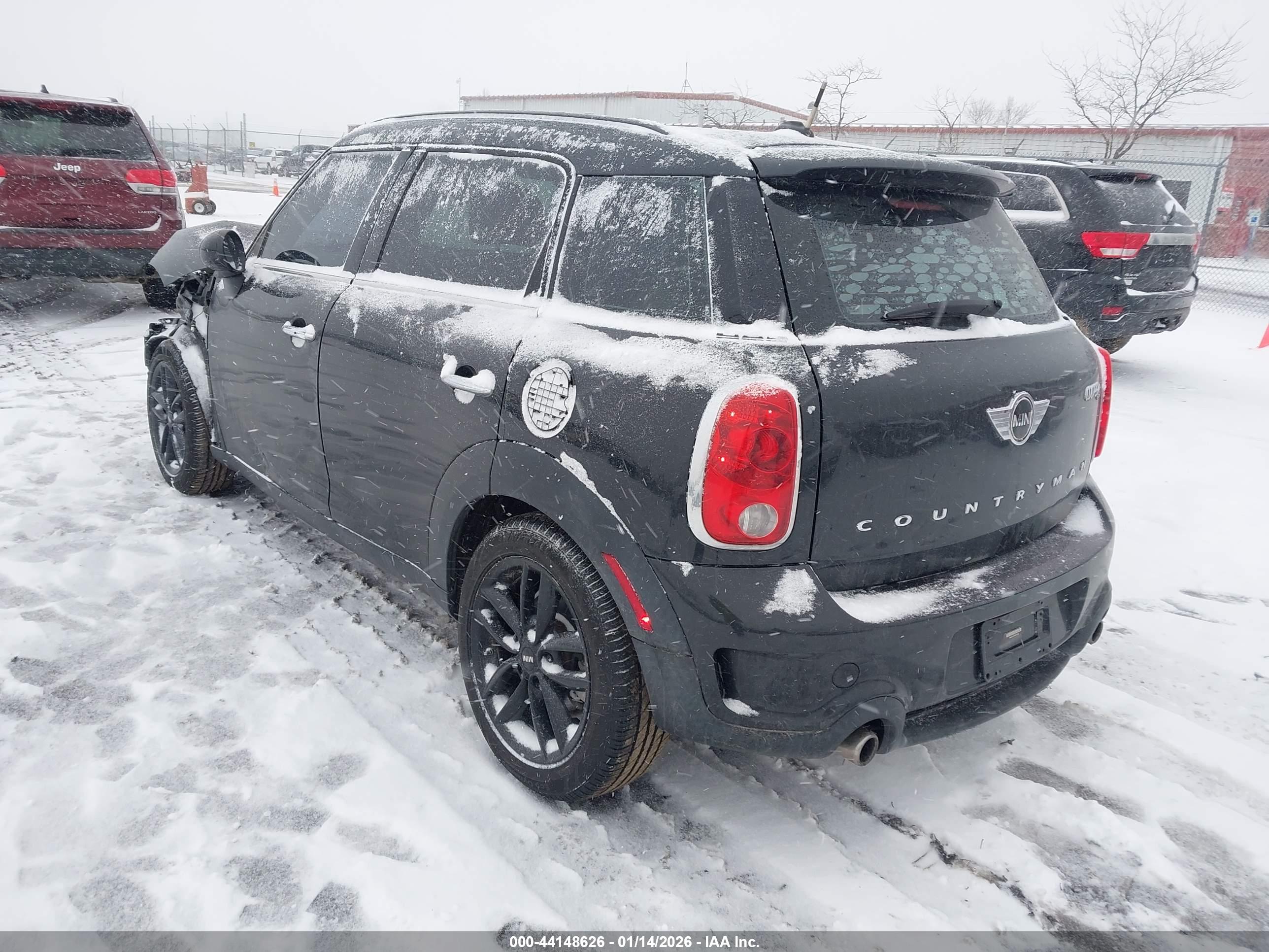 MINI COUNTRYMAN image 3