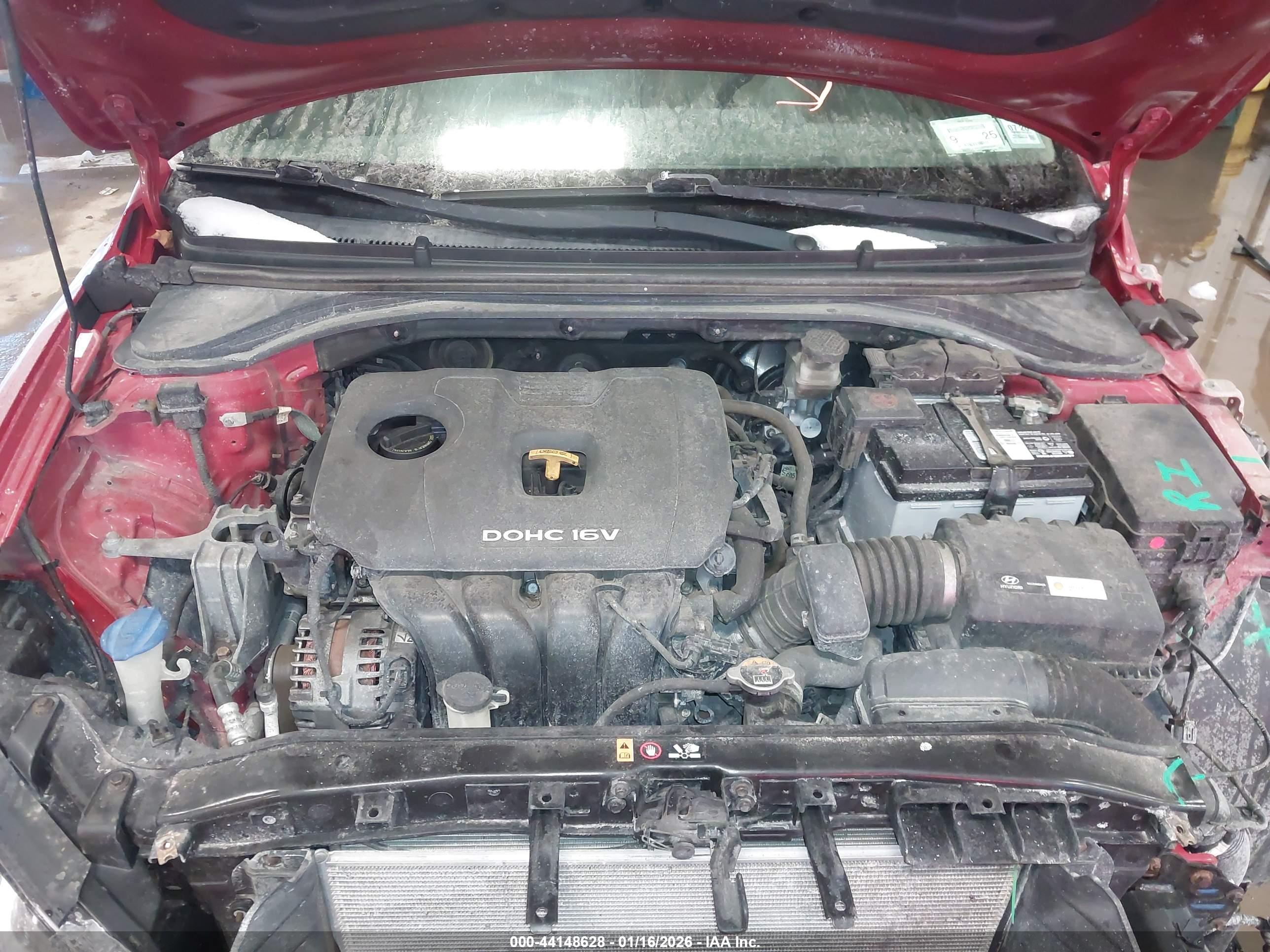 HYUNDAI ELANTRA image 10