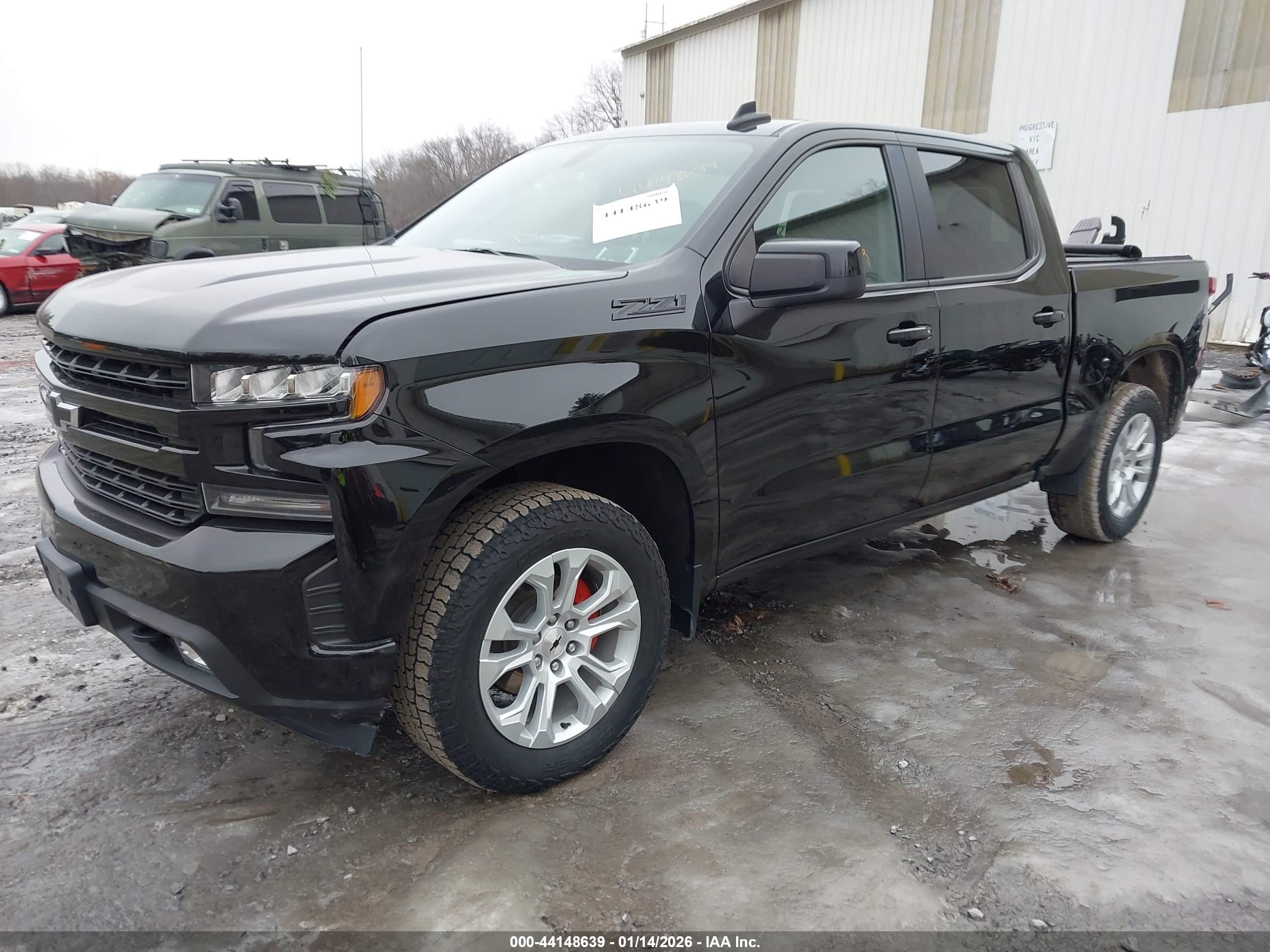 CHEVROLET SILVERADO image 2