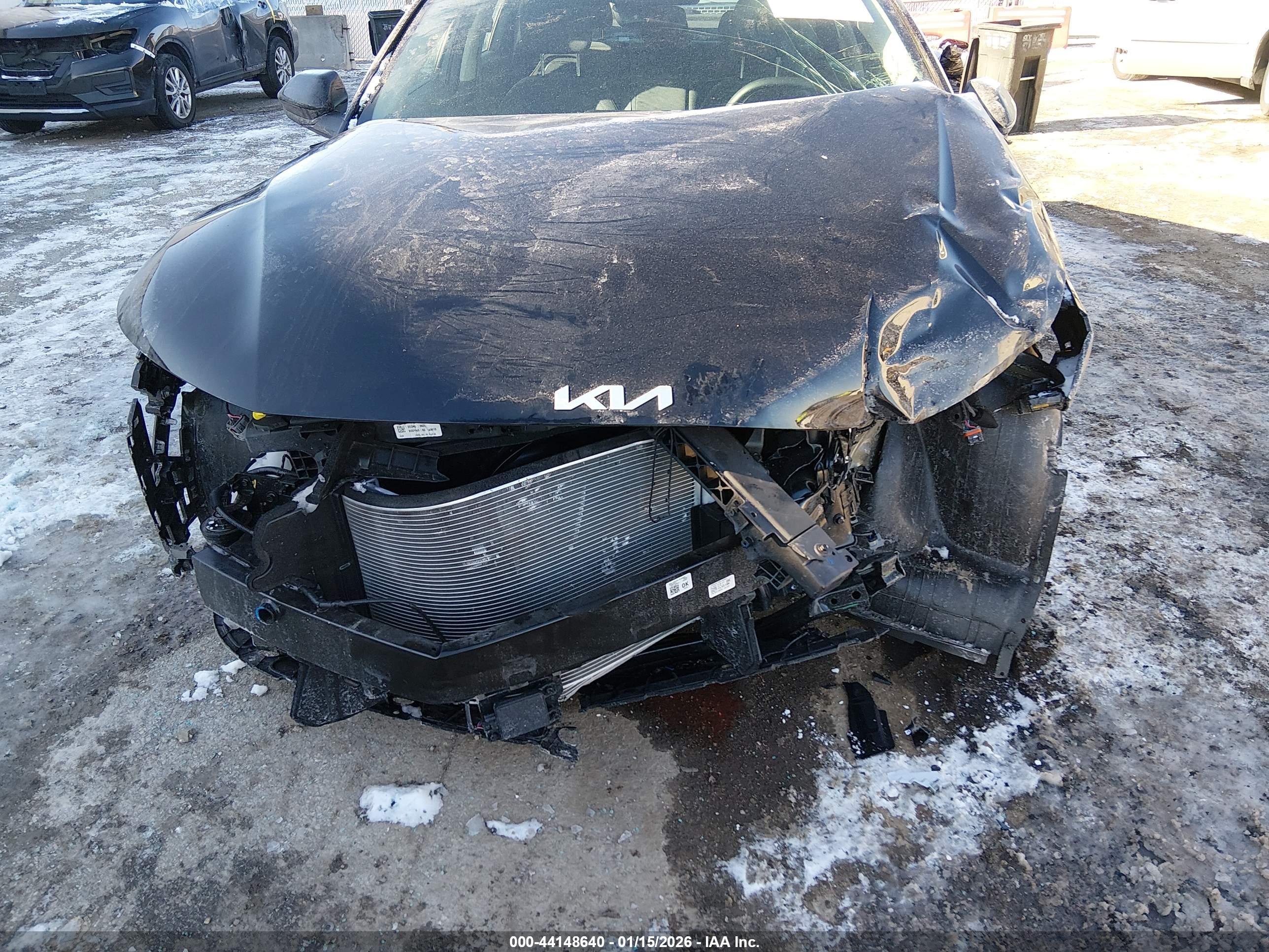 KIA K4 image 6