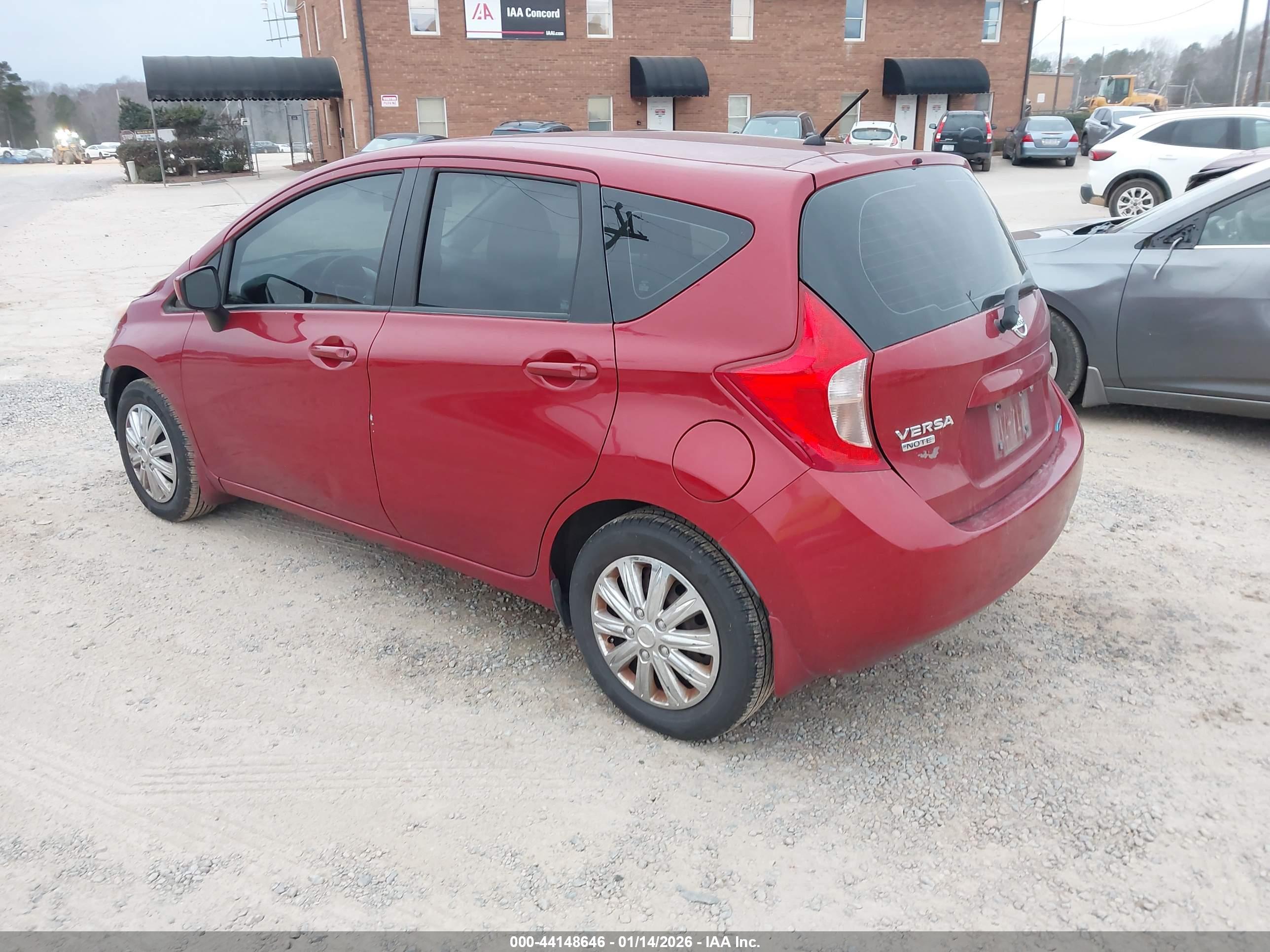 NISSAN VERSA image 3