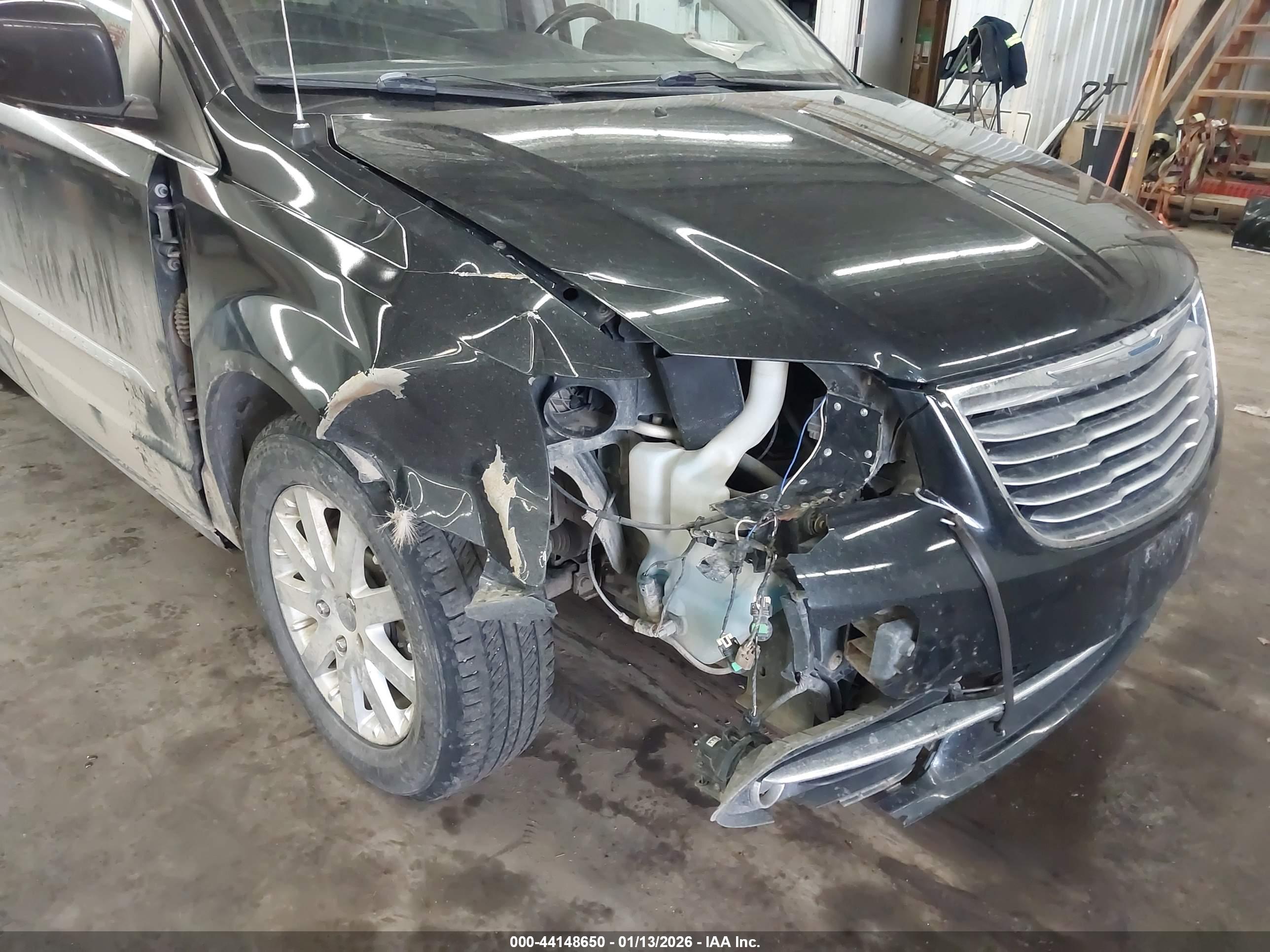 CHRYSLER TOWN image 6